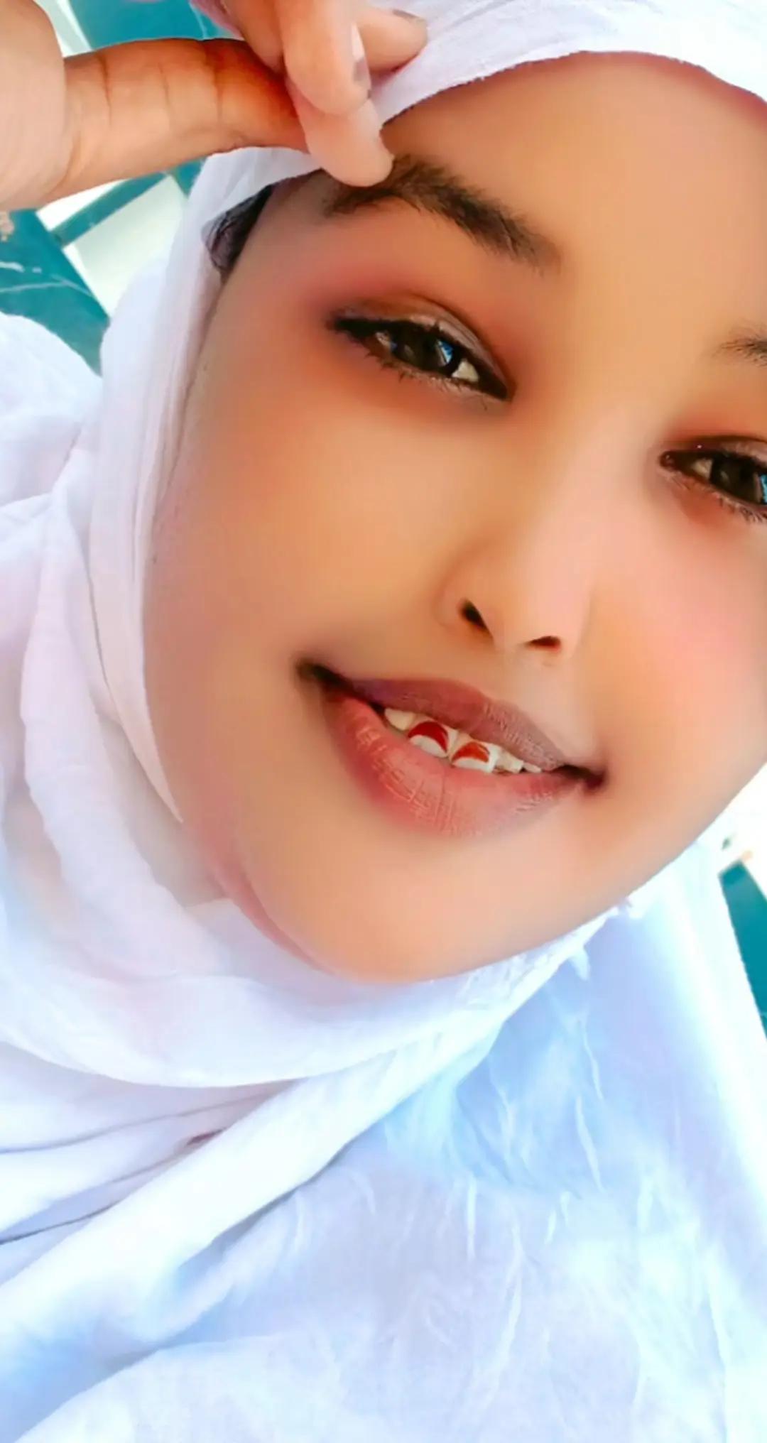 @🍓hoyo adag fardowsa 🫶🍓