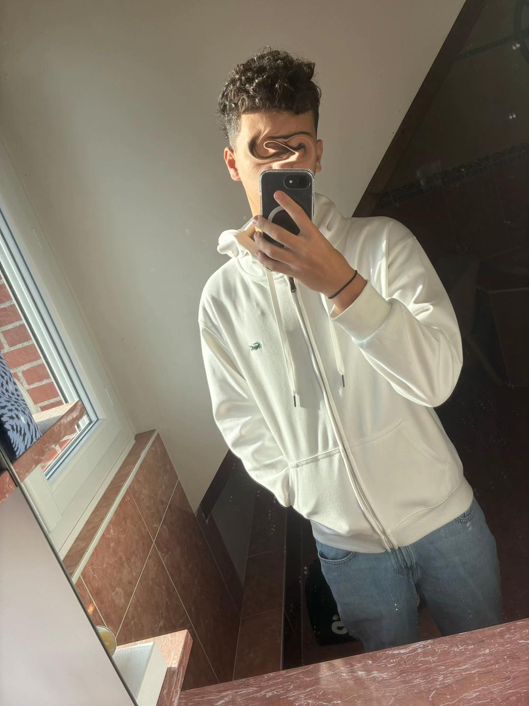 @t〽️_45🍾