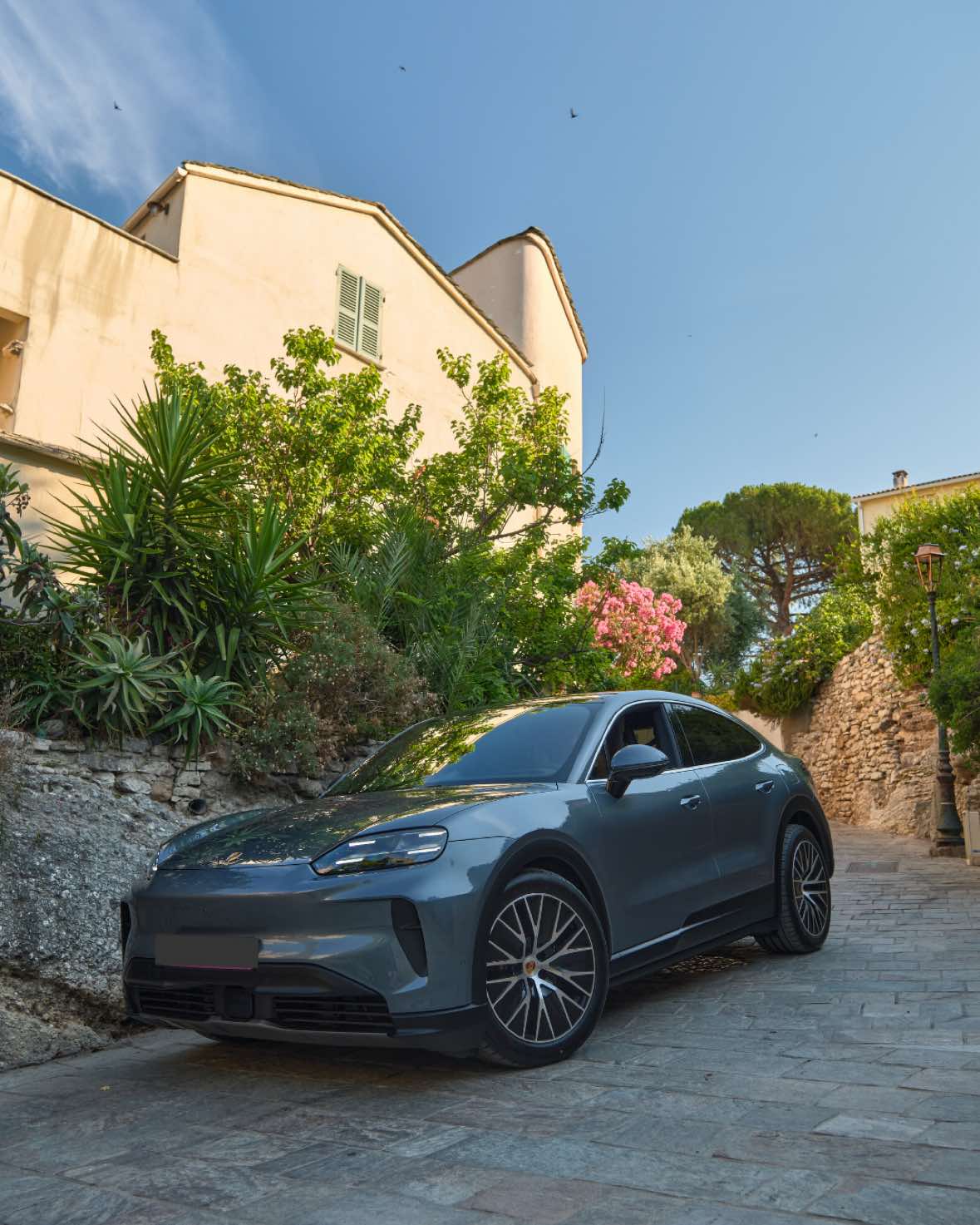 @Centre Porsche Bastia