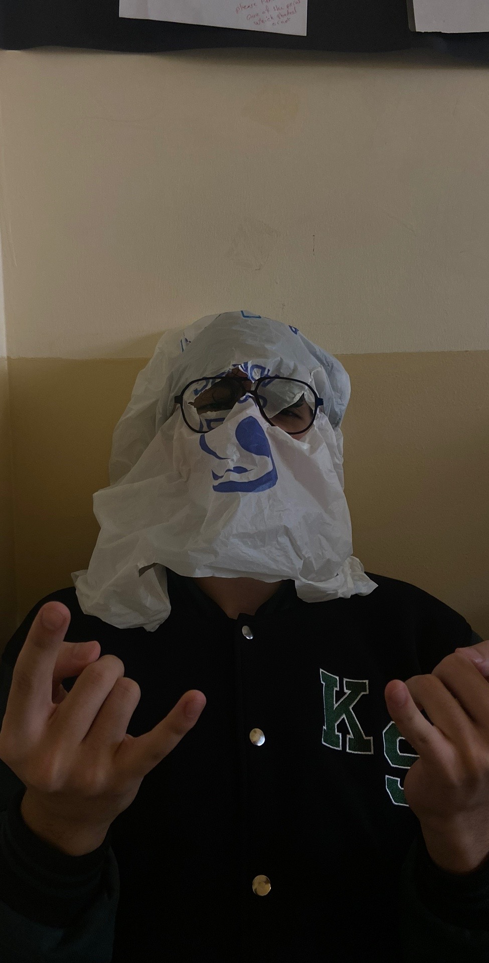 @๐.
