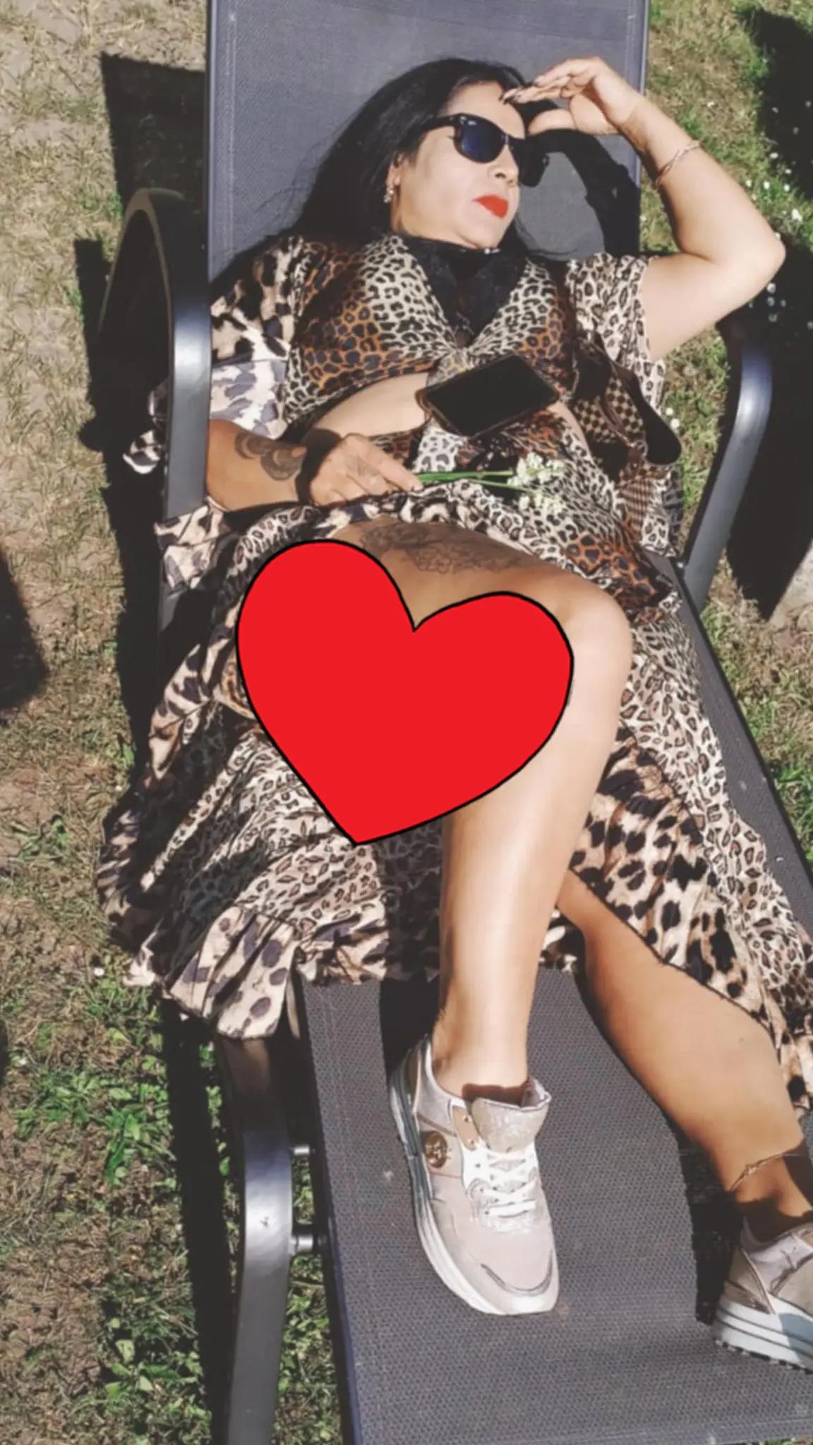 @Dana daniela 🖤🖤🖤🖤💯