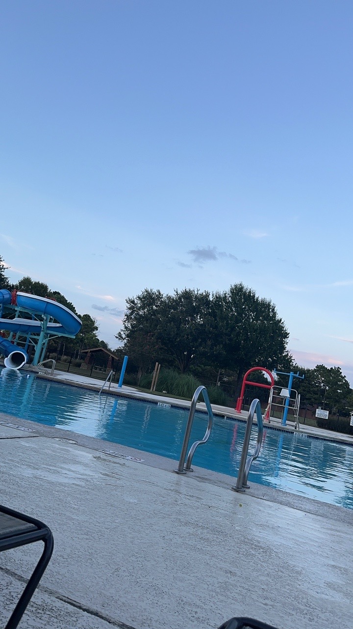 @Bella