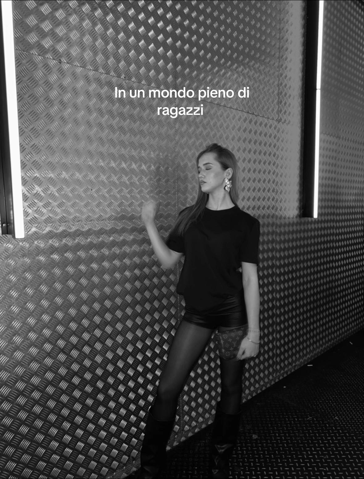 @C R I S T I N A ๐