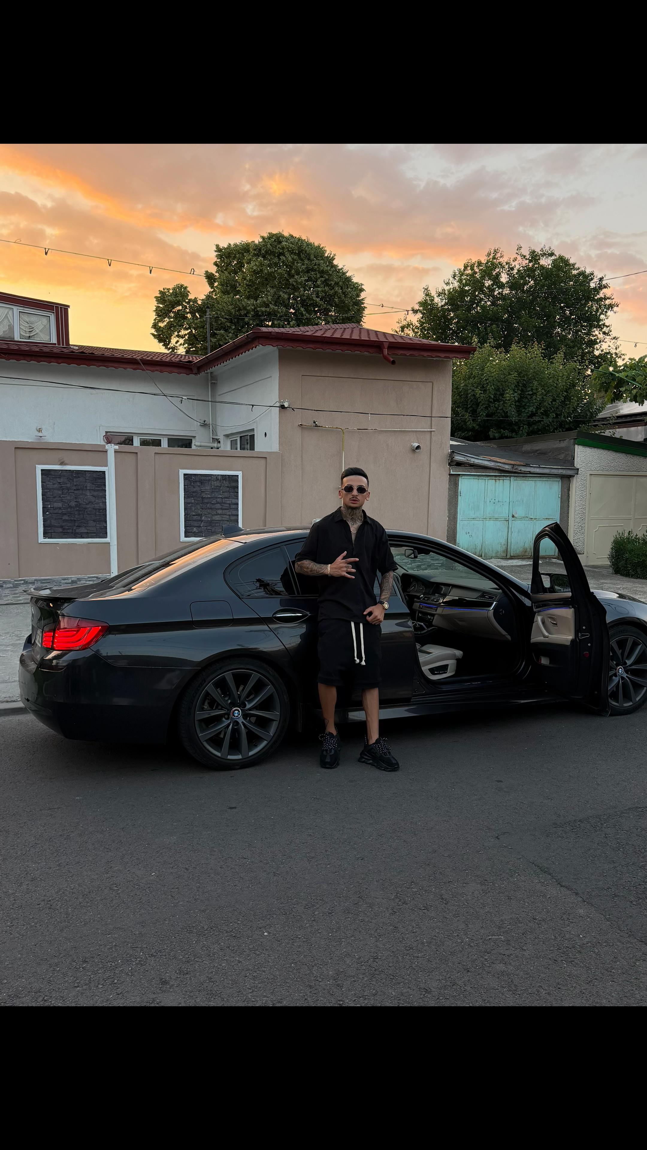 @Lazăr666