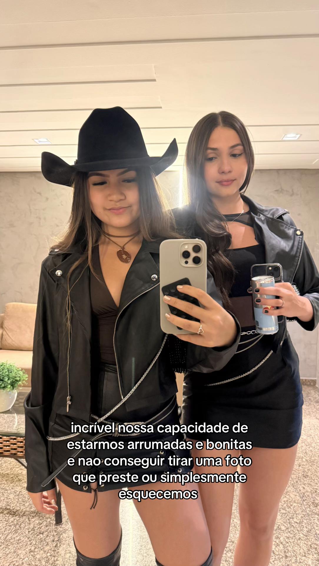 @nicoly