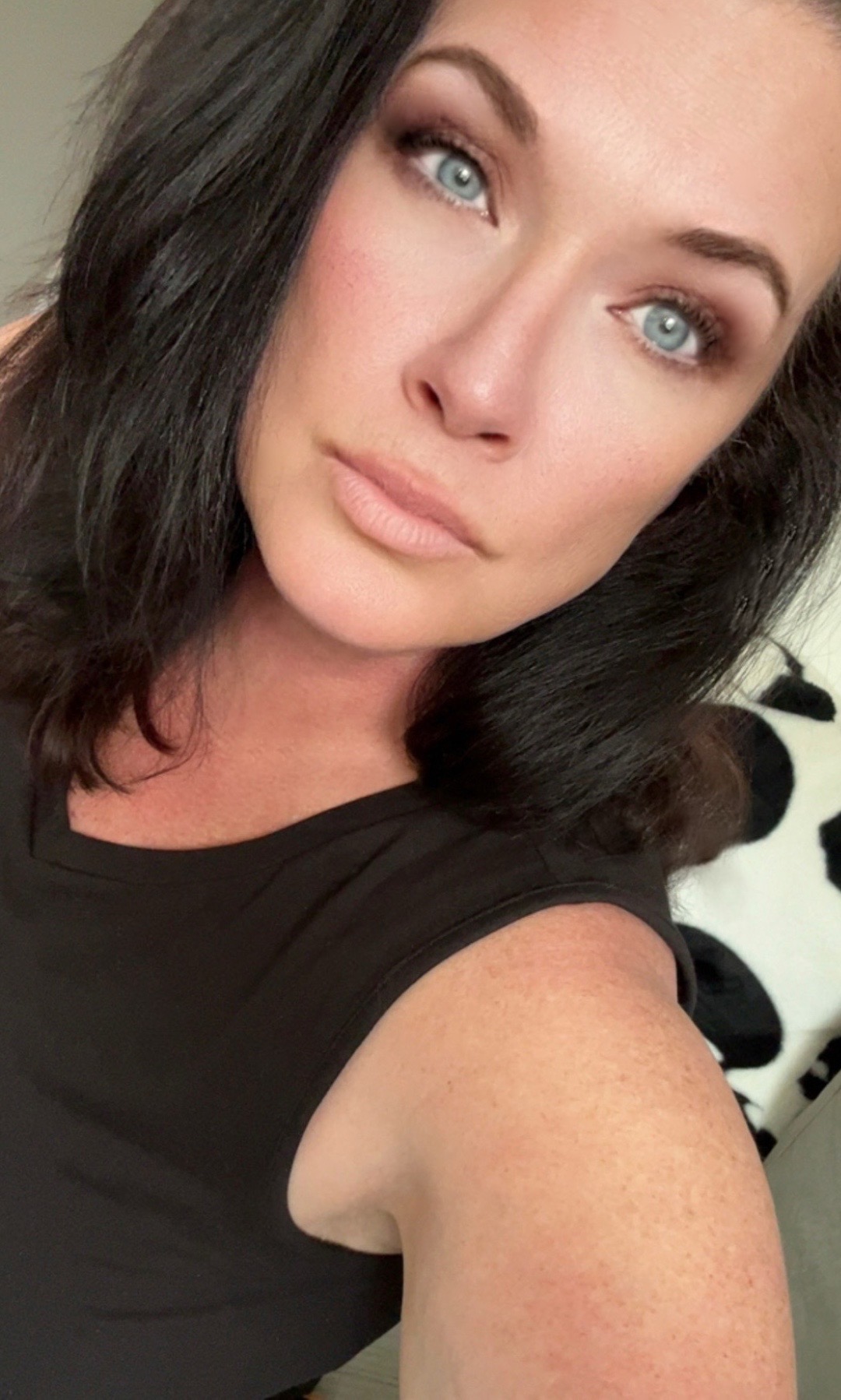 @angrywench