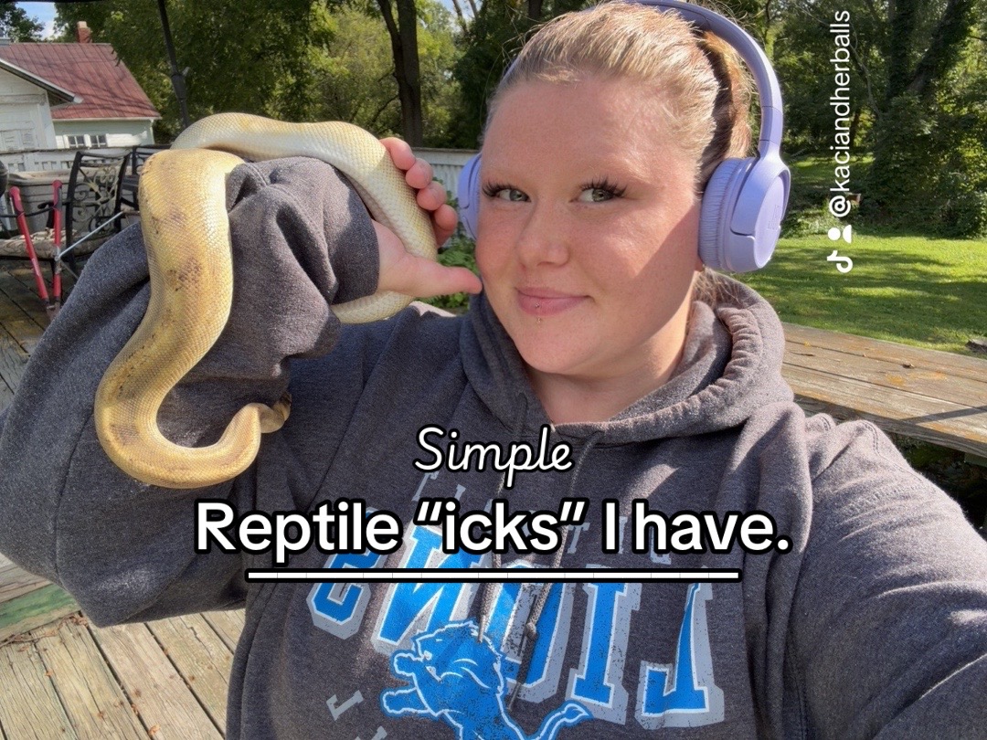 @kaciandherballs