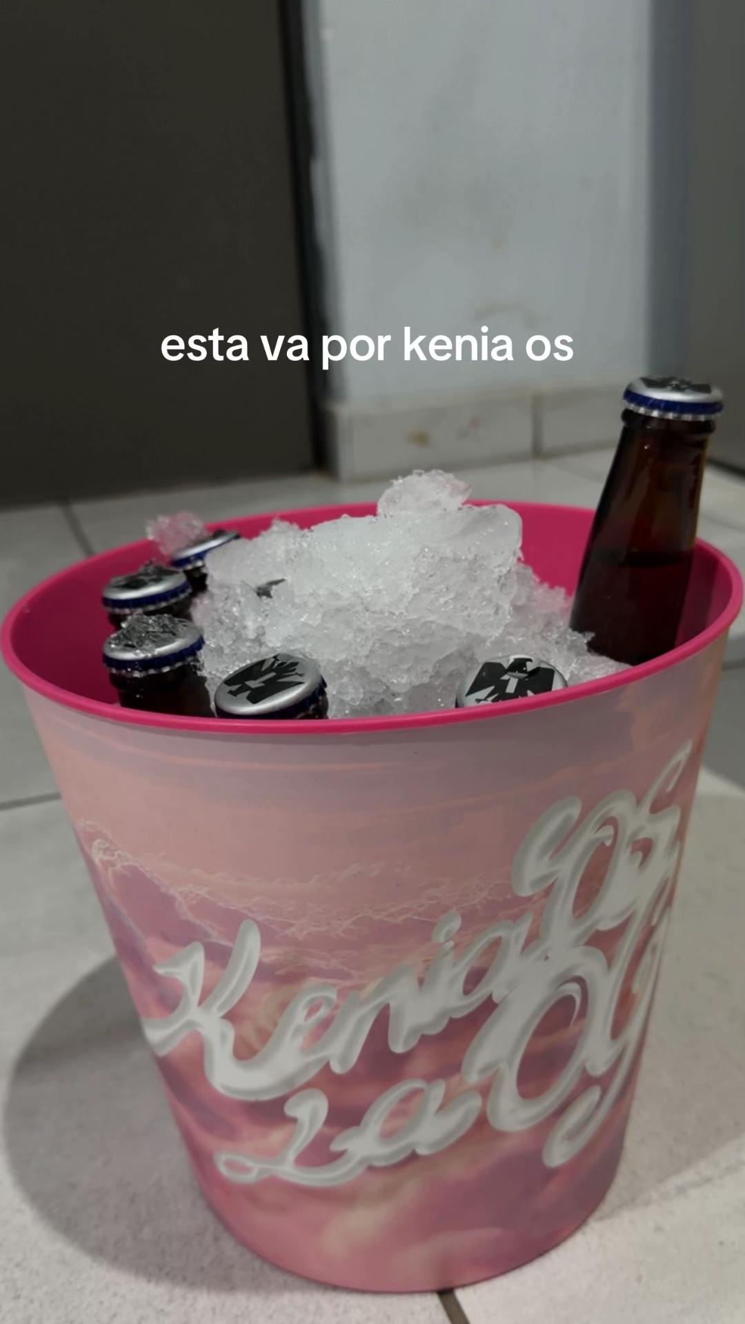 @Axeel