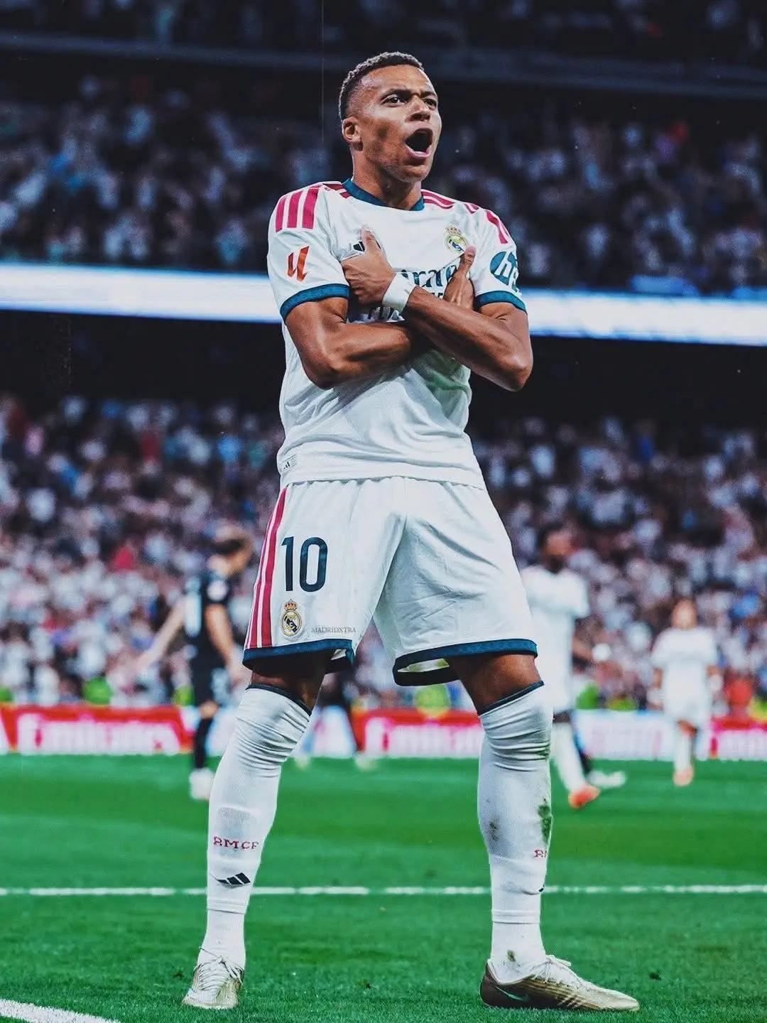 @Kylian Mbappé🇨🇵⚽️