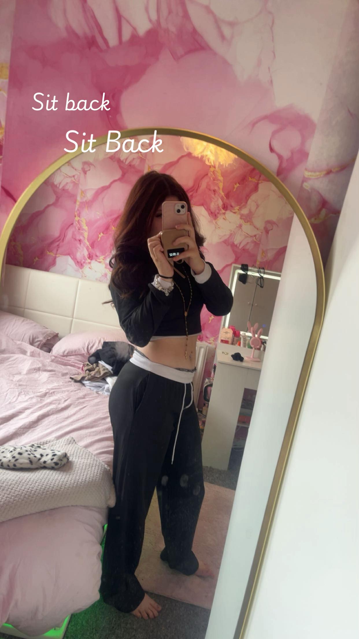 @Ellie~maixoxo🍒