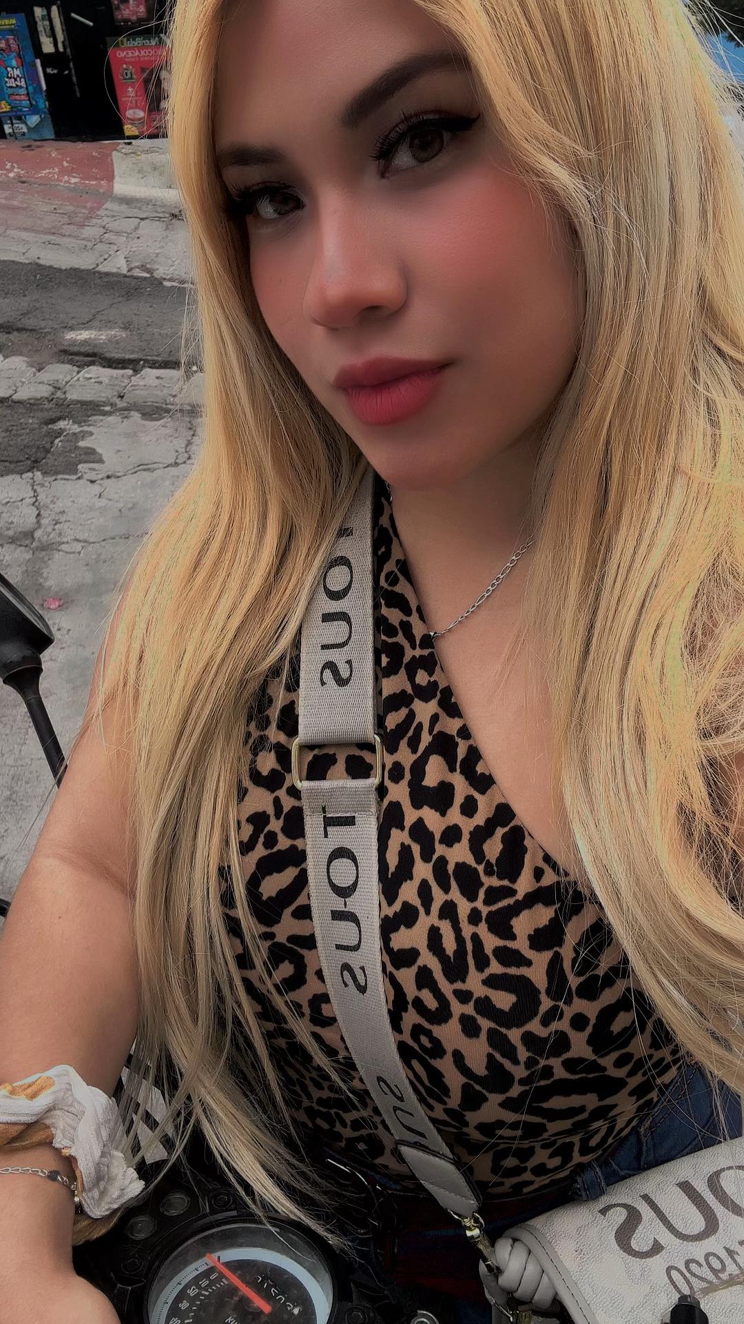 @Bratz Jess🧁