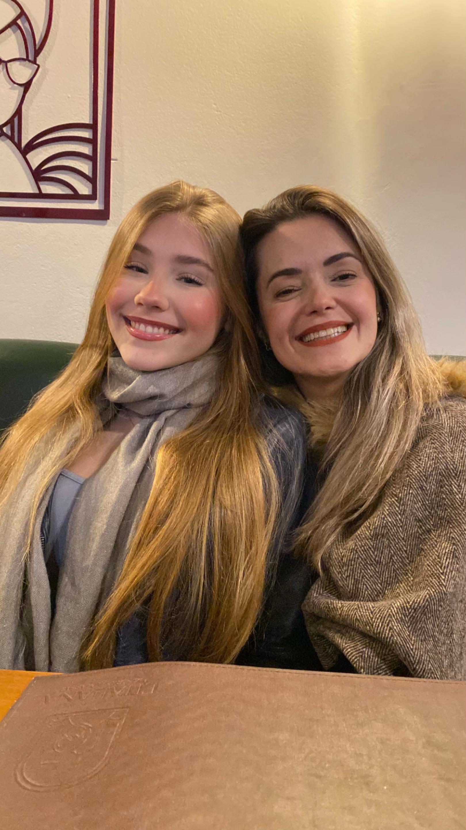 @Larapmendonca_
