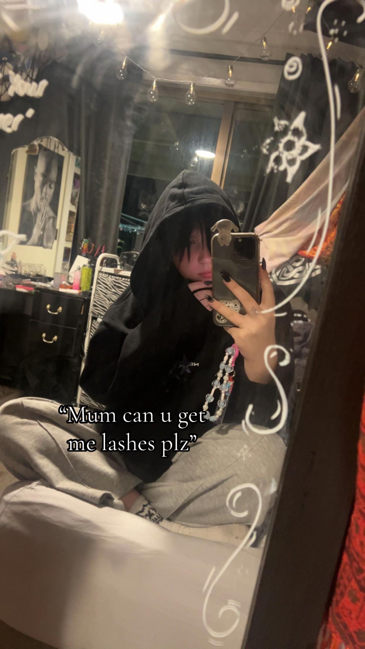 @*ੈ✩‧₊˚༺🧿🍃𝓣𝓱𝓮𝓸🍃🧿༻*ੈ✩‧₊˚