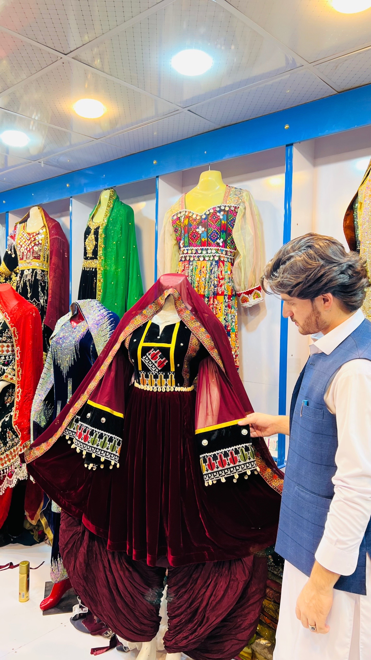 @AfghaN 𓆩𐙚𓆪 FashioN 🇦🇫