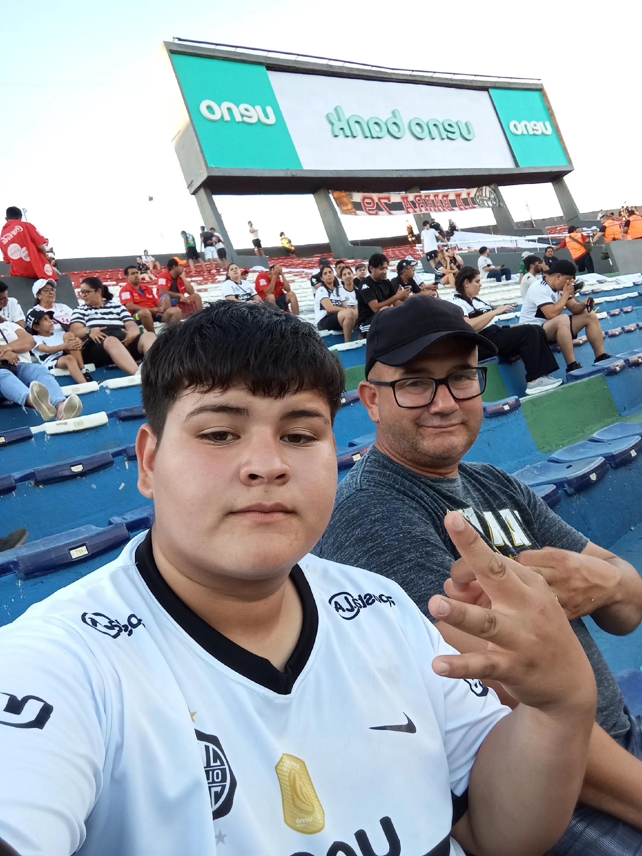 @Elías Benítez