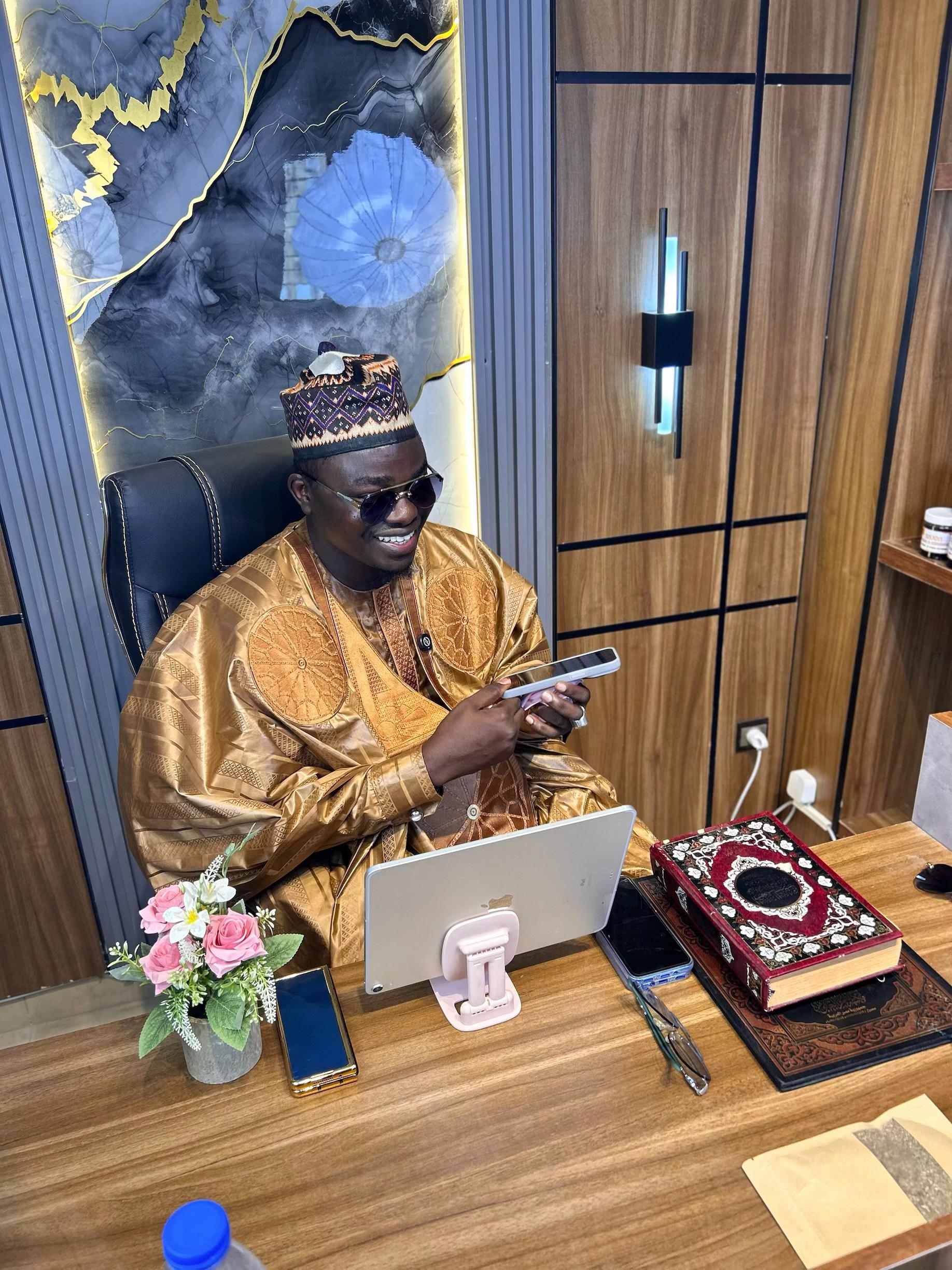 @S.Thierno DG 📺 77 196 55 59
