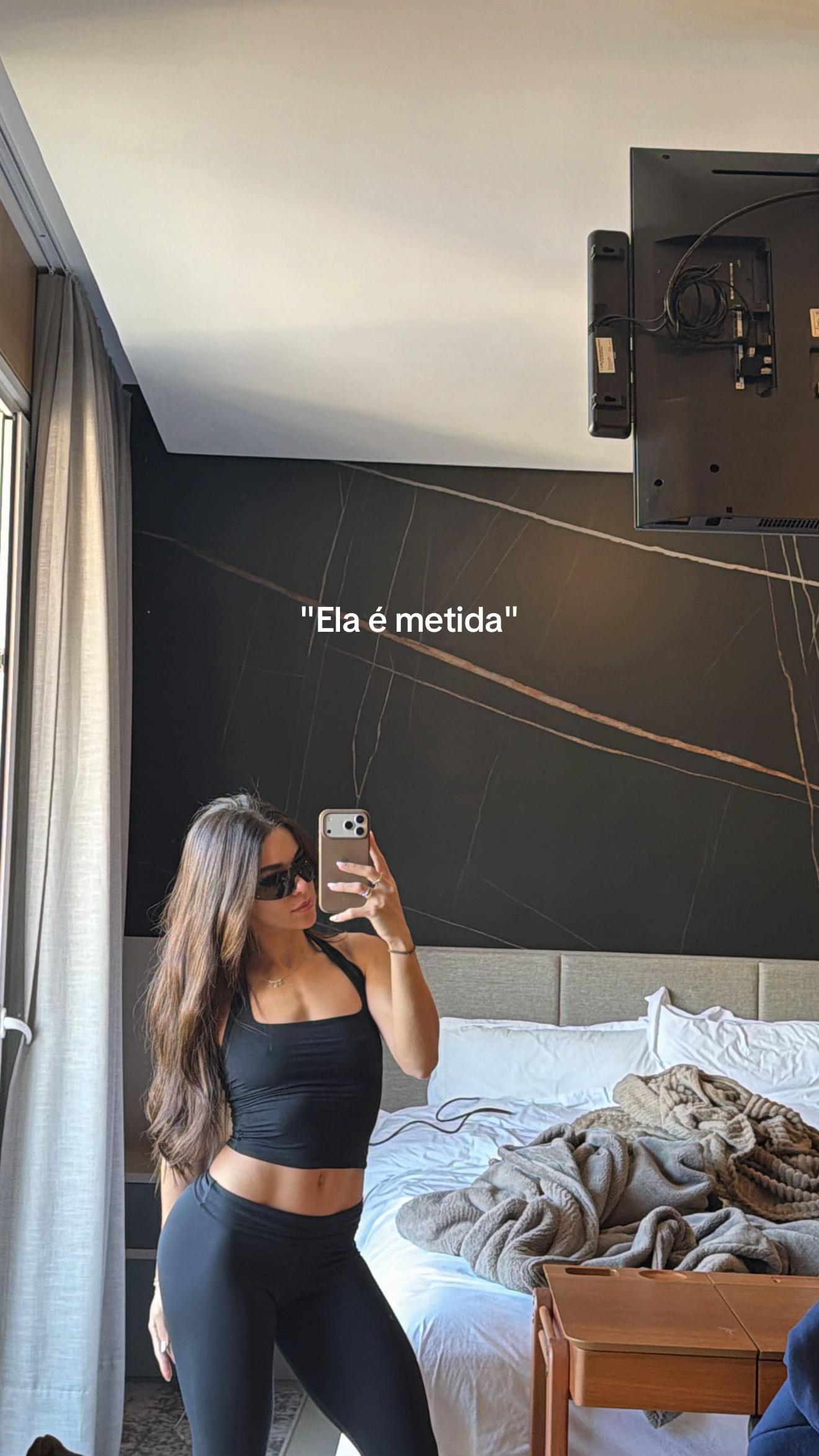 @Monique Amazonas 🪐