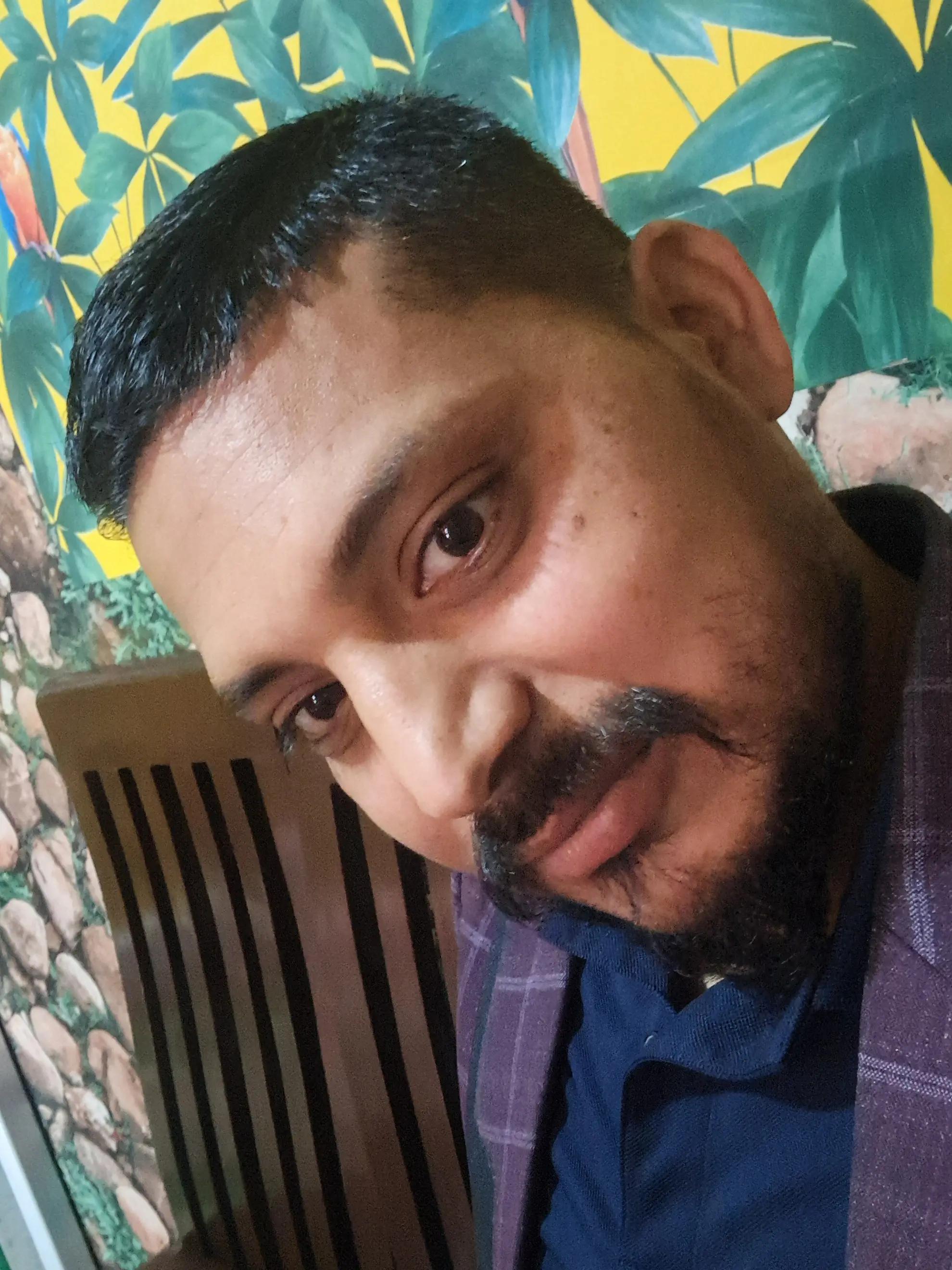 @तनुङ्गे ठिटाे