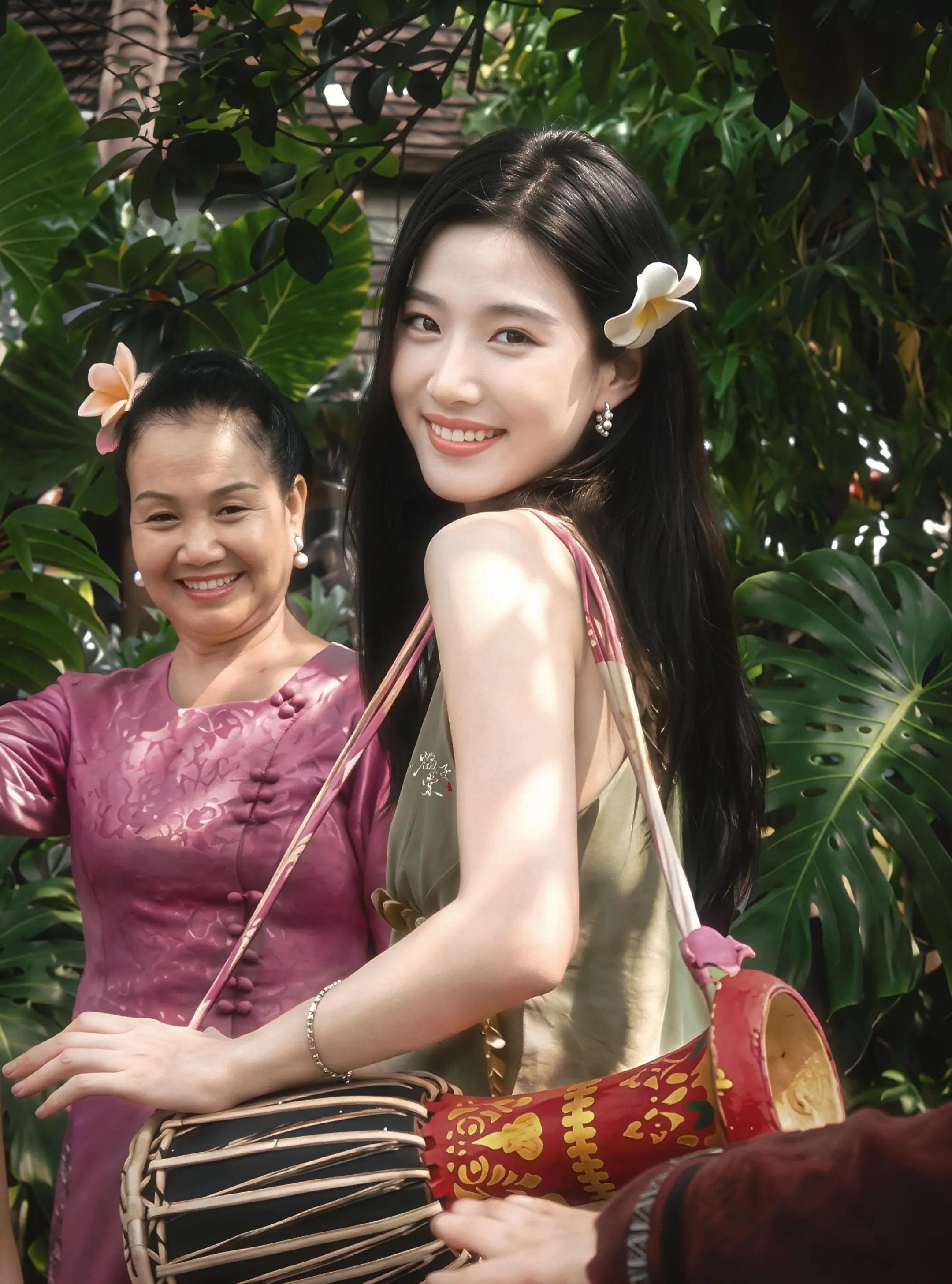 @Ở đây có Lư Dục Hiểu