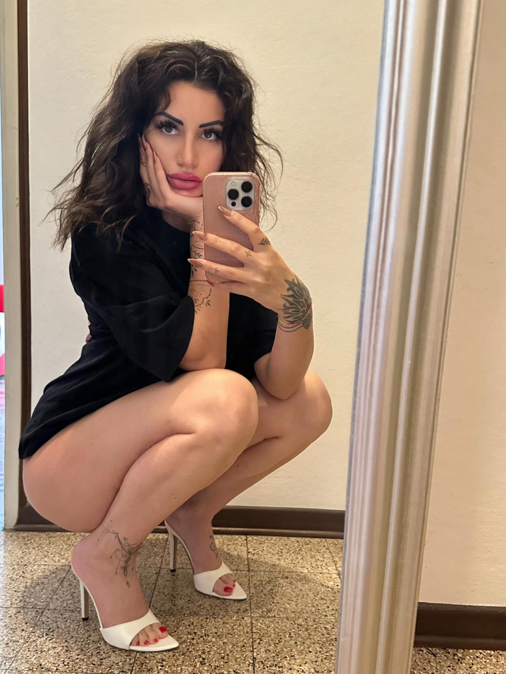 @Deboraarge