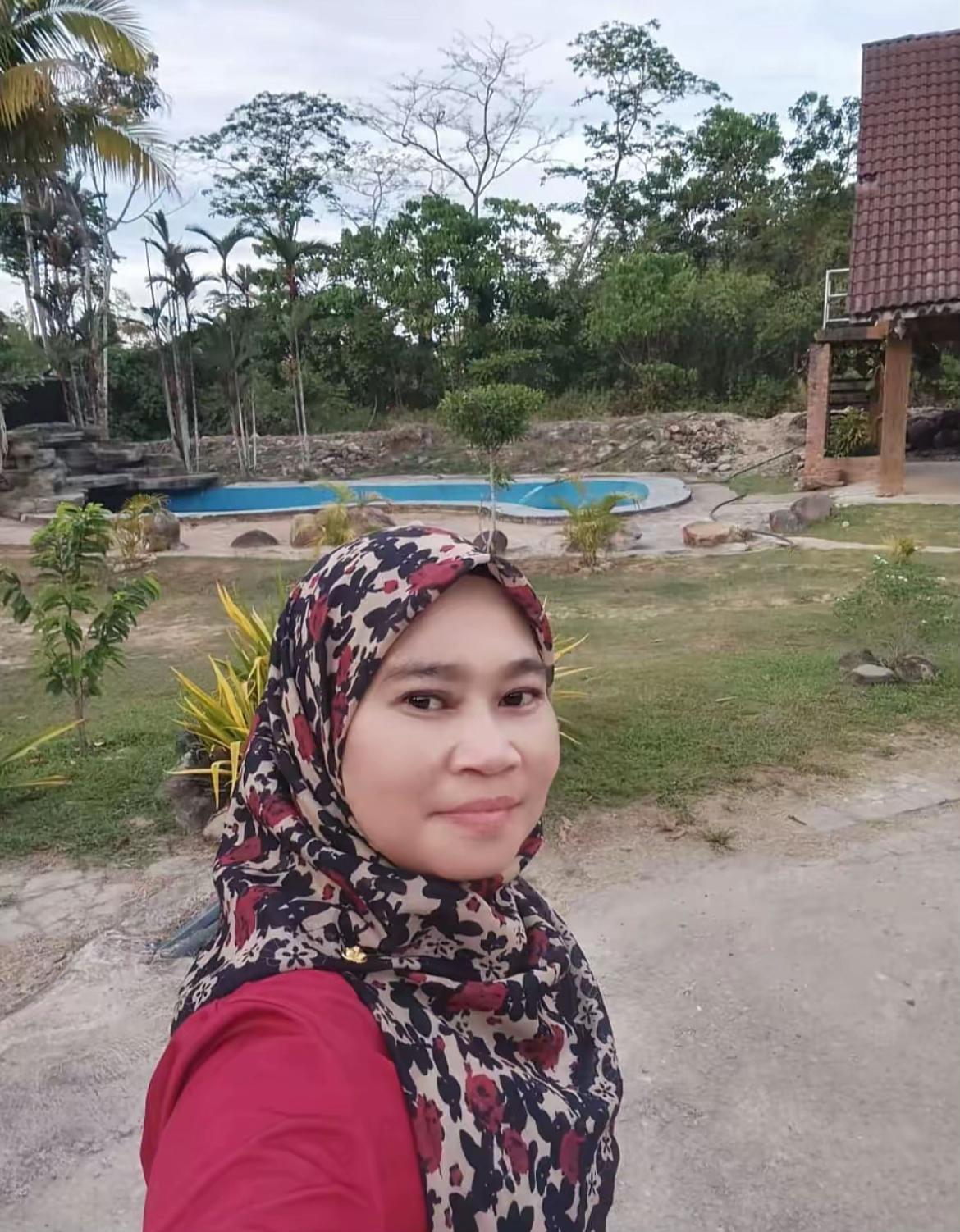 @Erlyna Lyna