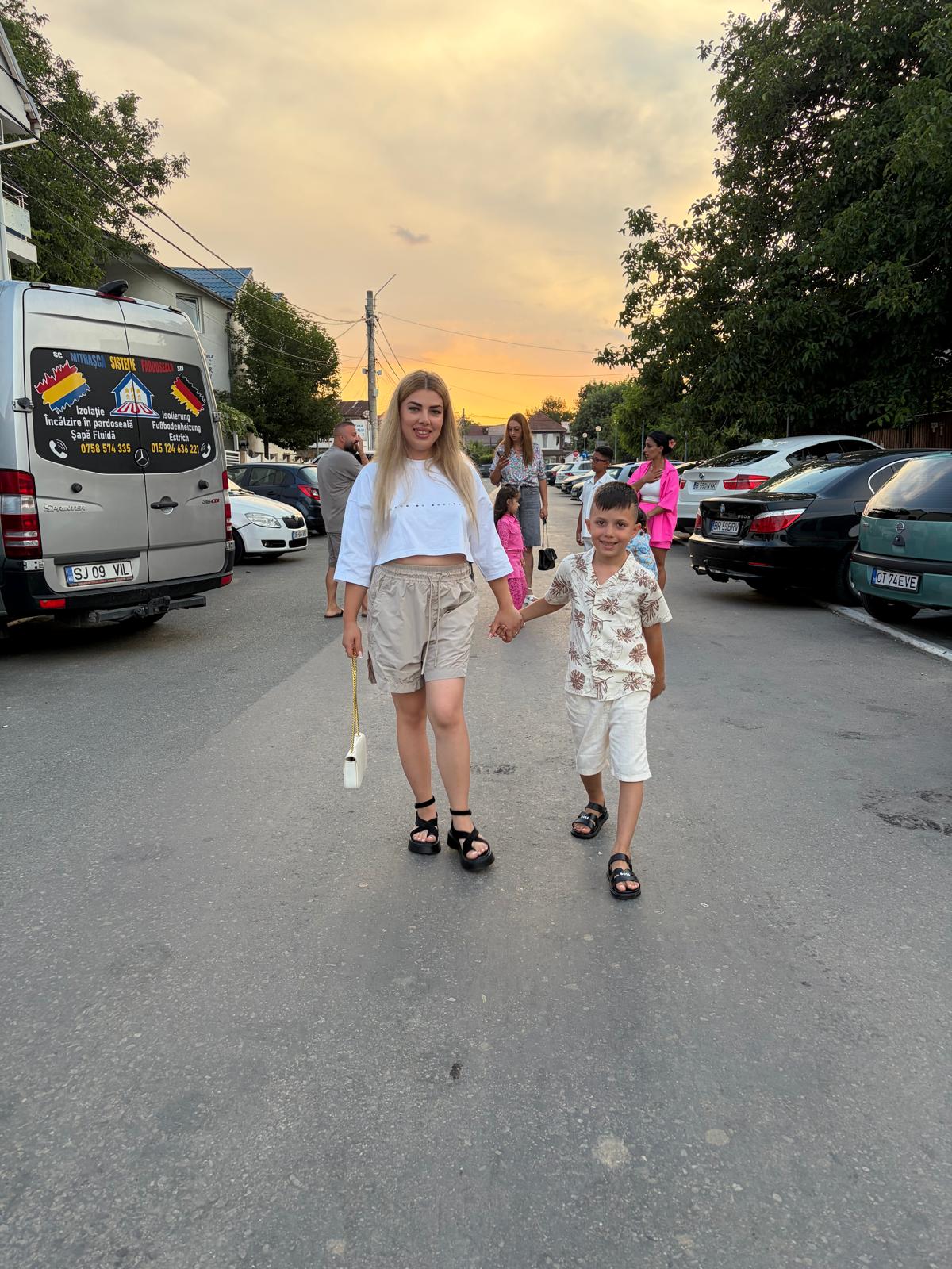@Andreea Ant❤️