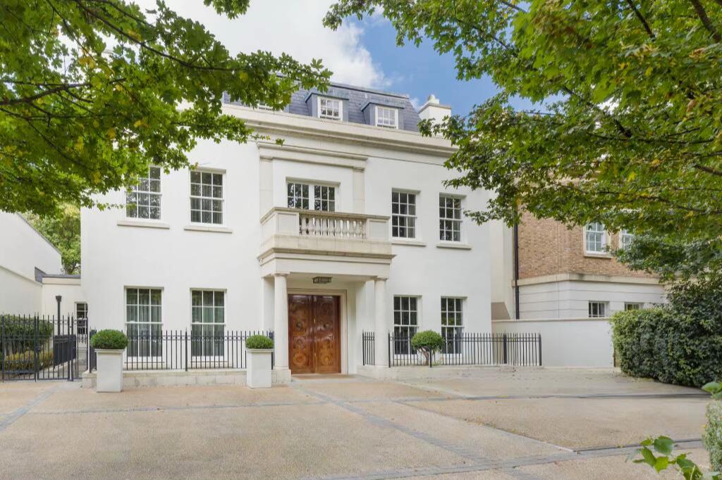 @Property London