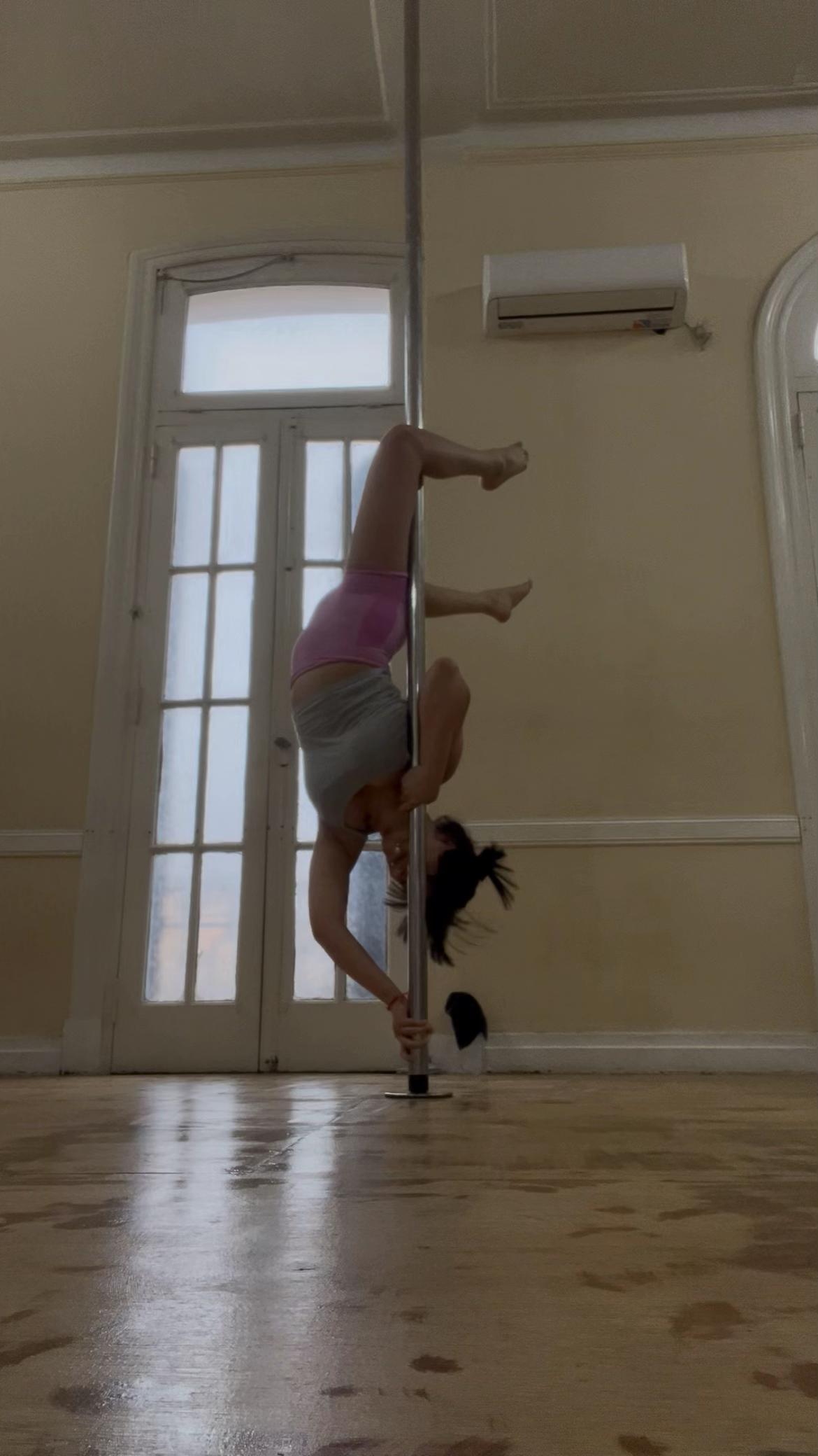 @𝓡𝓸𝔁𝓲 🤡