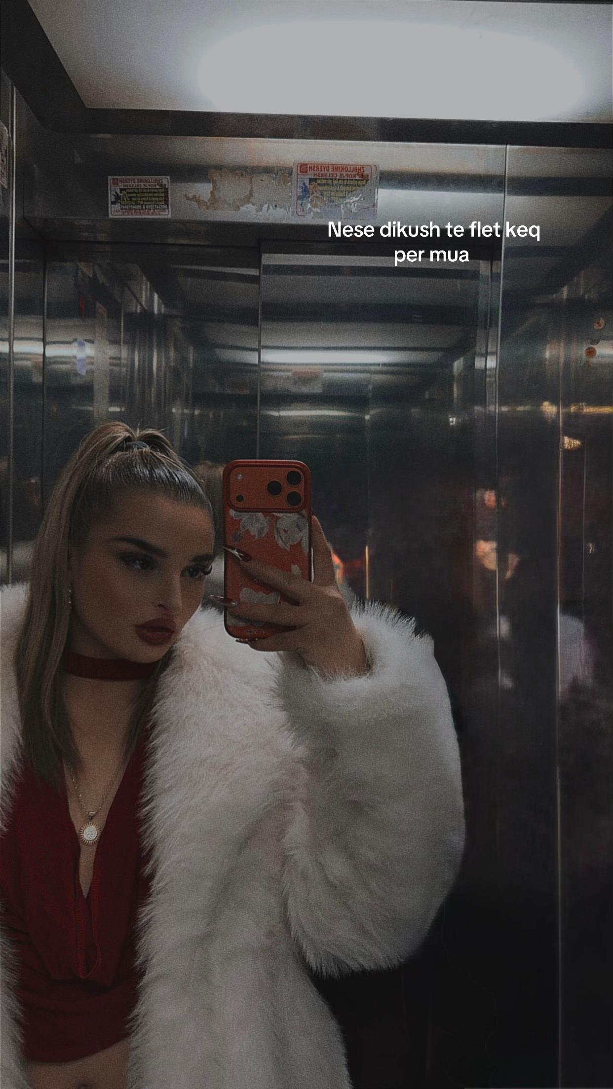 @🖤