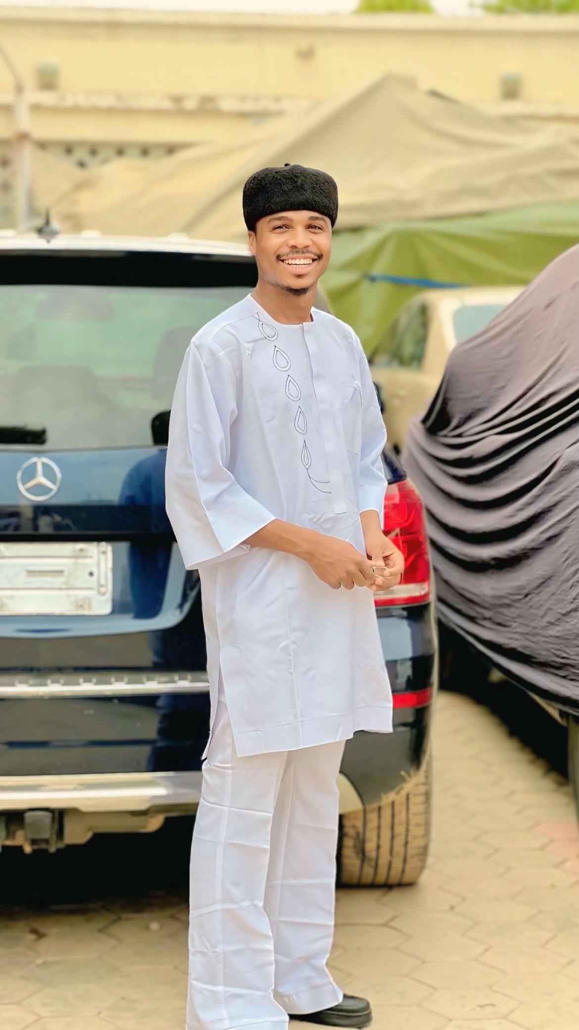 @Hussaini Saeed🤴