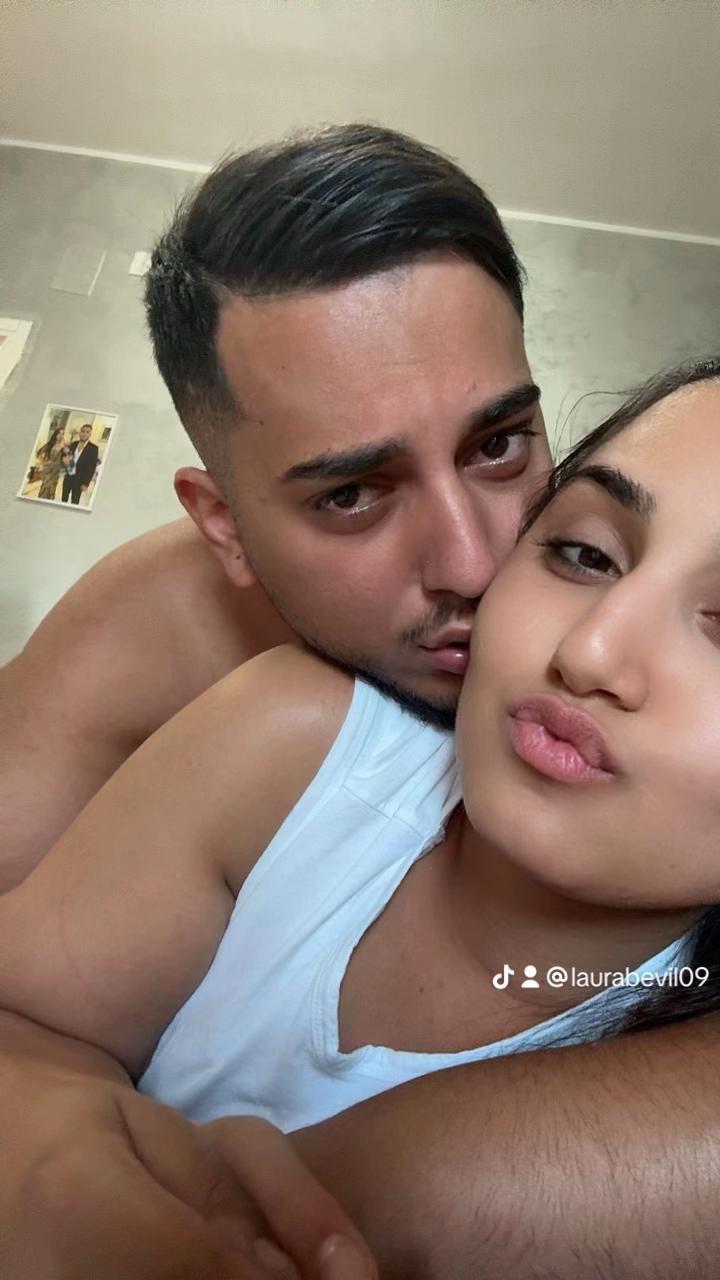 @Laurabevil09