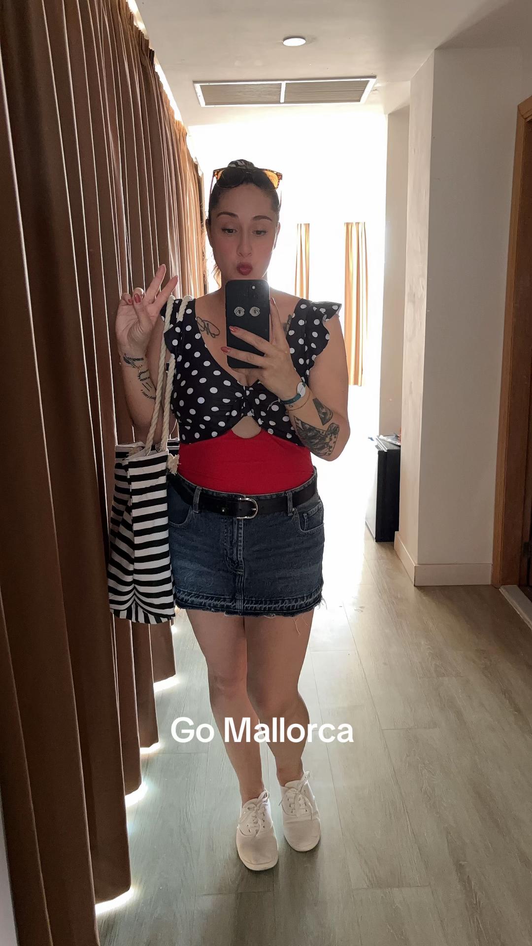 @Kelly_melly