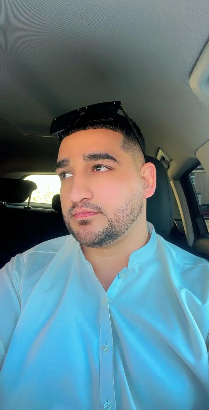 @𝗠𝗥 ✌𝗙𝗔𝗥𝗥𝗨𝗞𝗛✌