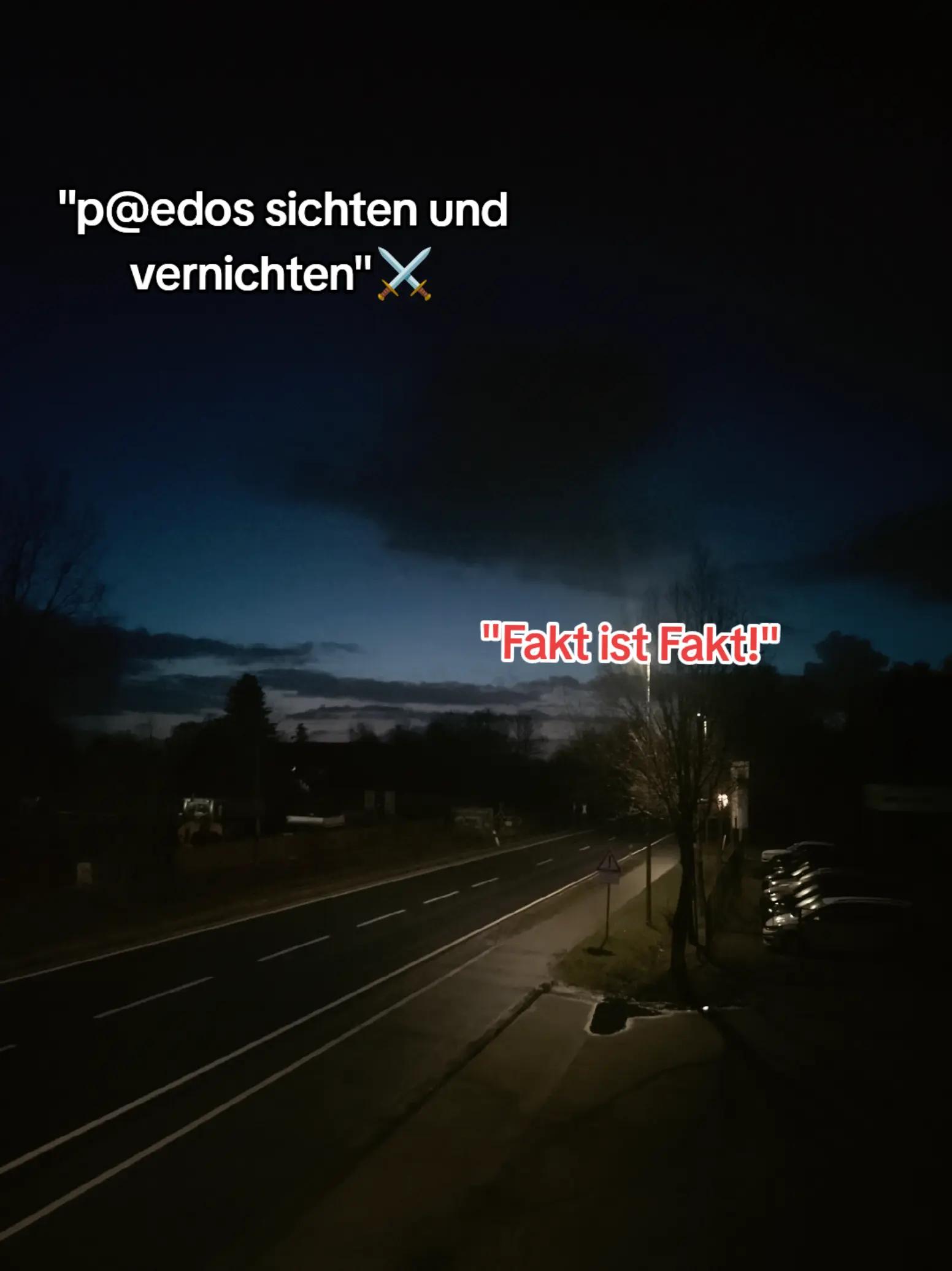 @🦅