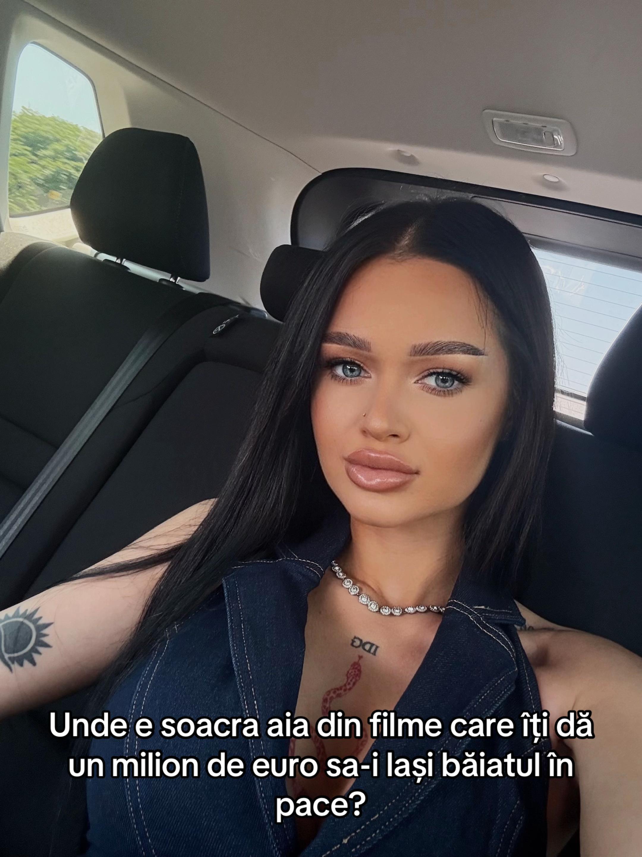@Adelina 🤍