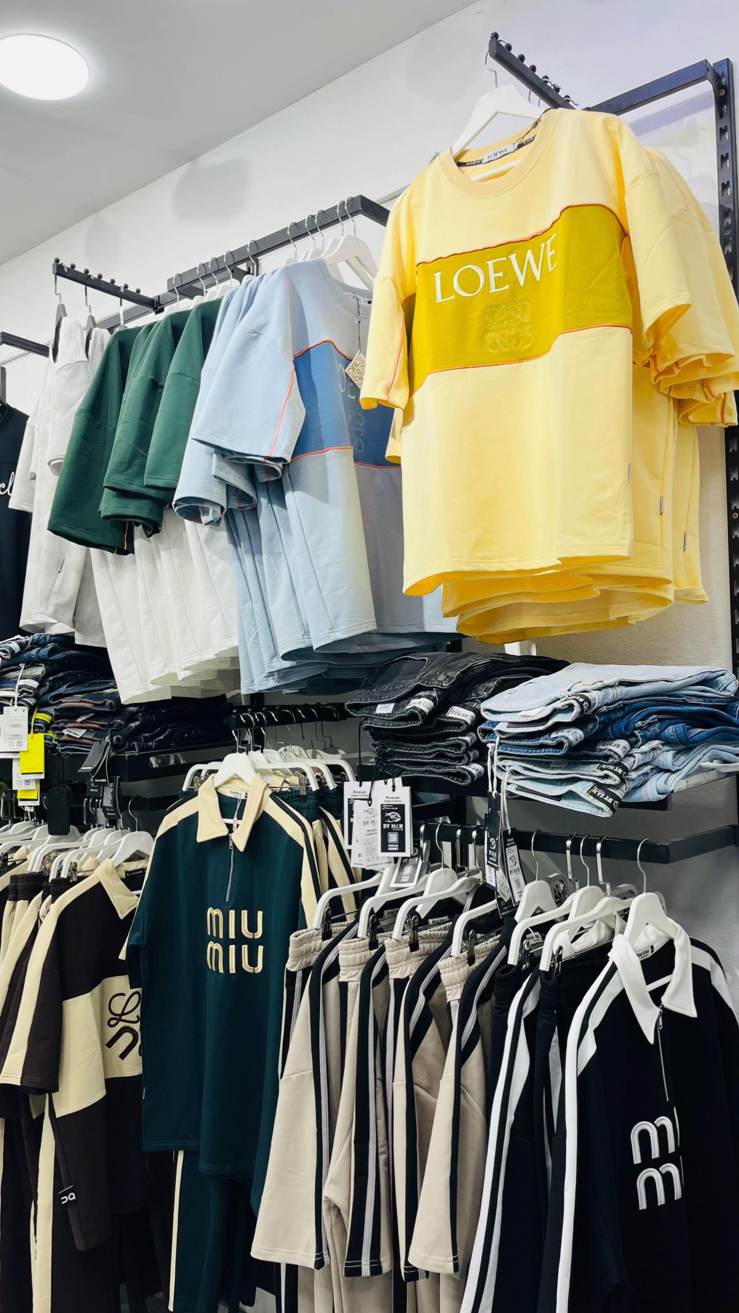 @محل البش لملابس الشباب 🛍️👕.