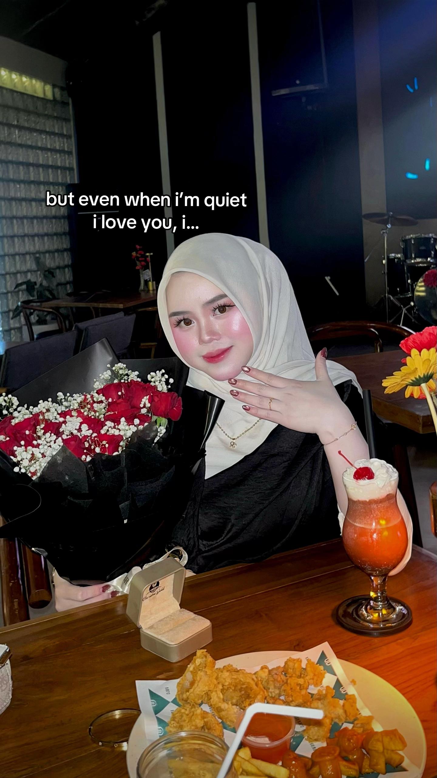 @Moonbee🌙🐝