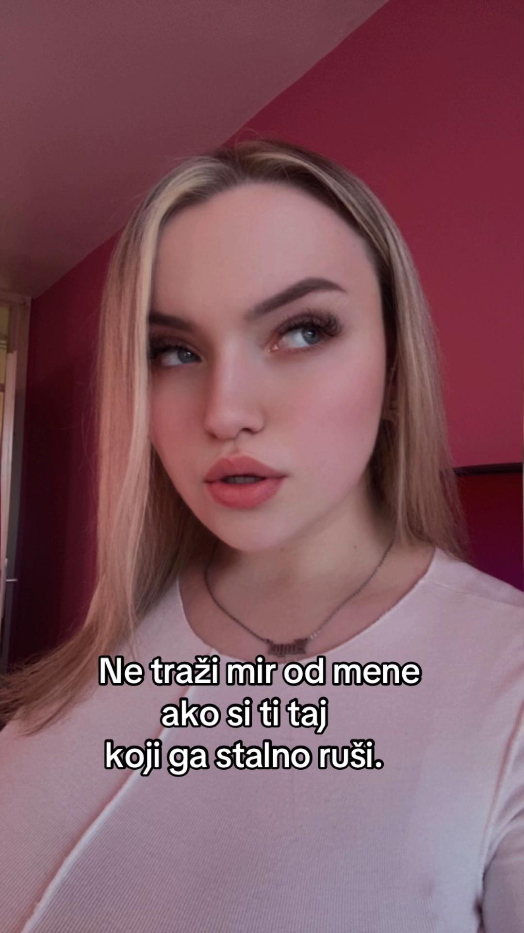 @𝐄𝐋𝐀✨