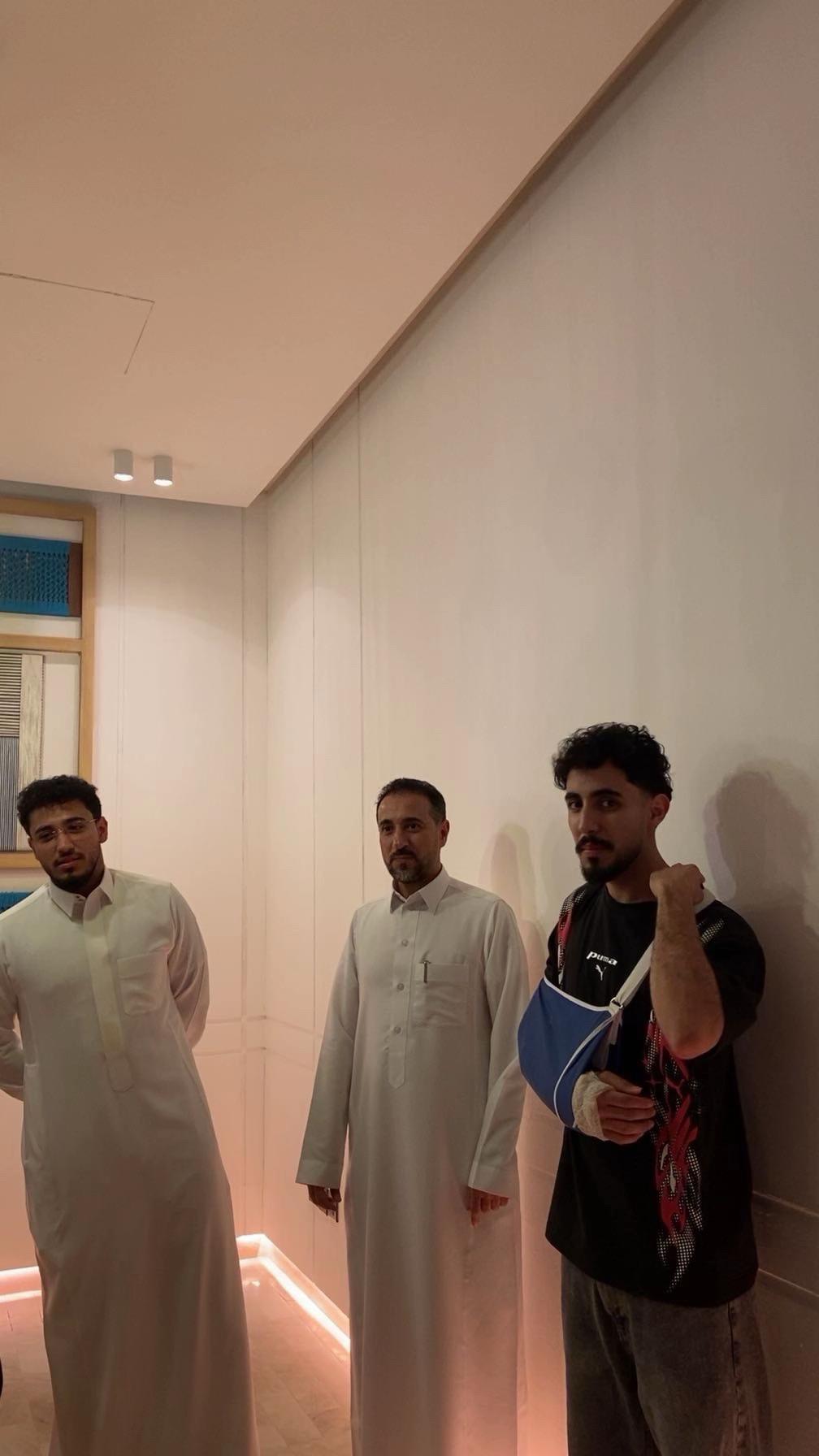 @لُ