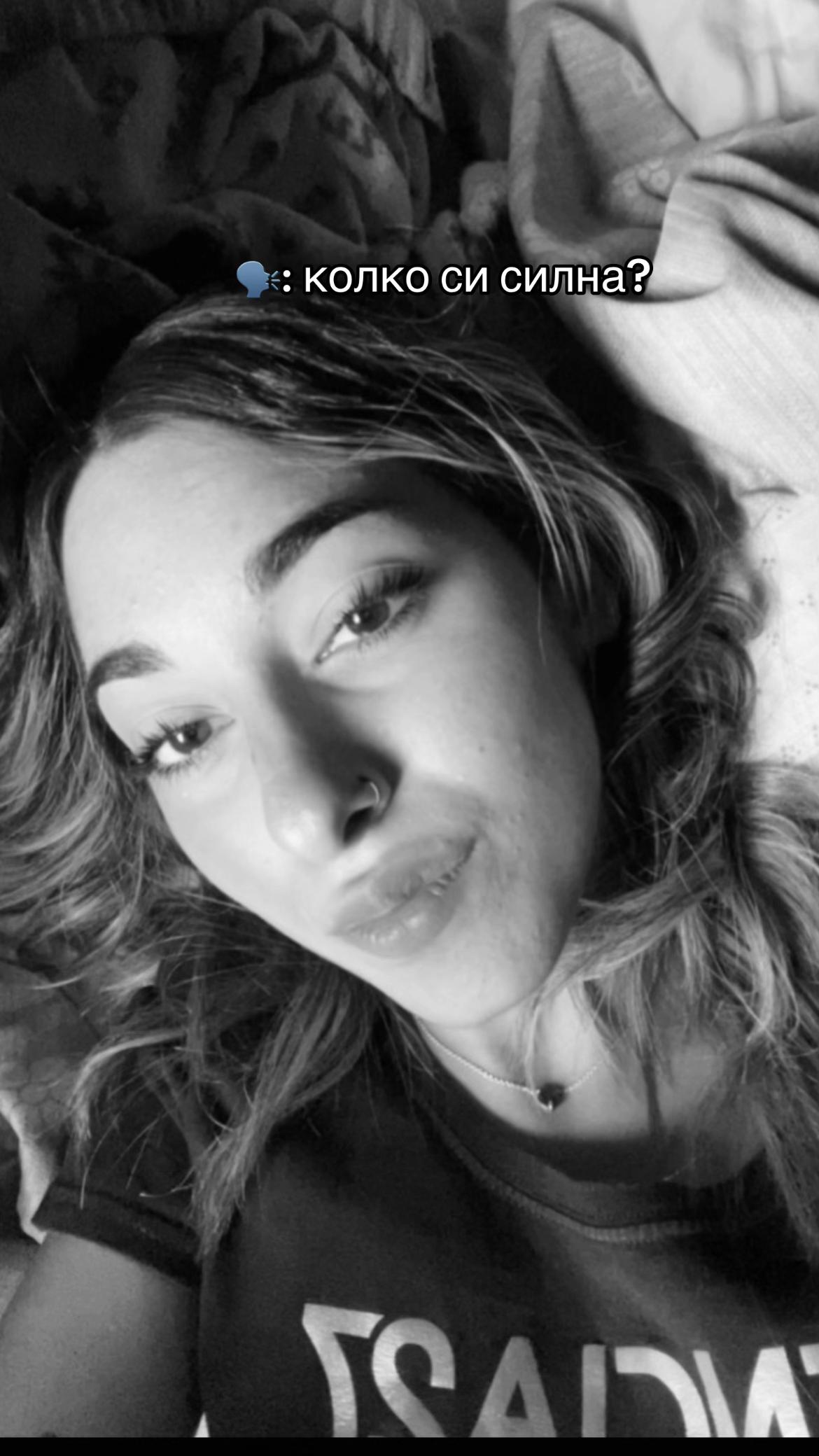 @vaaleeriiaa ;)