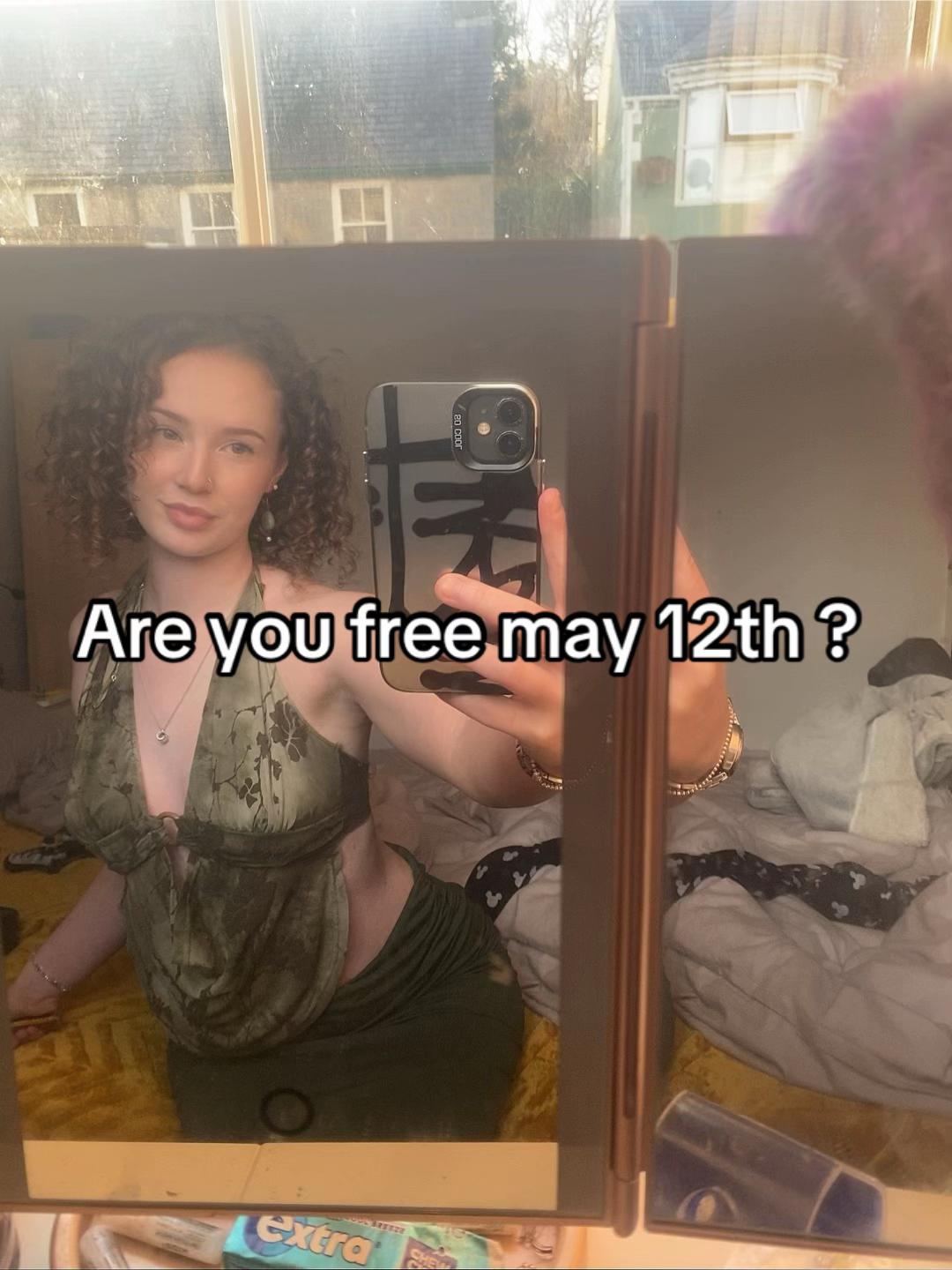 @iz<3