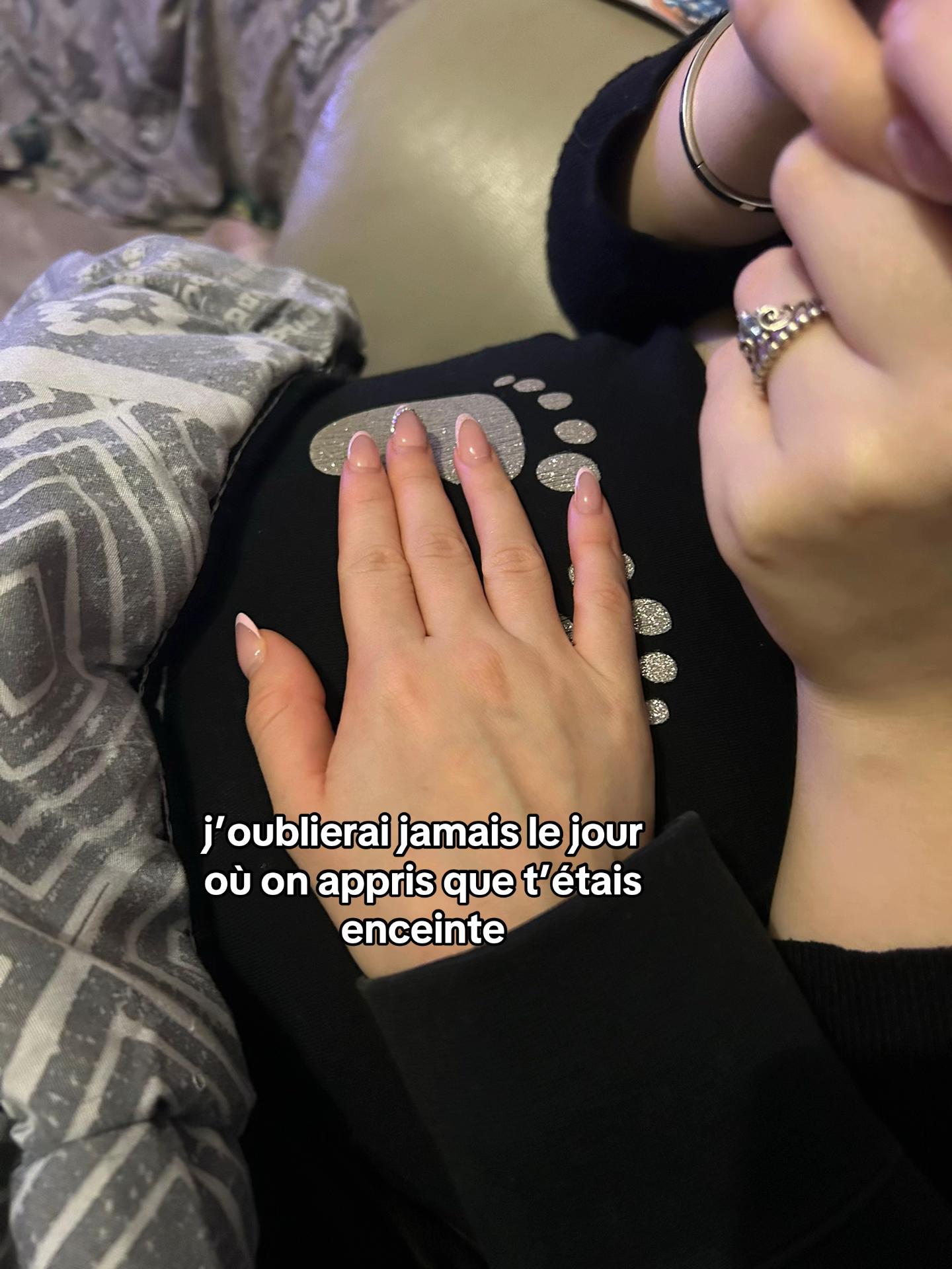 @Julie🩷🦁