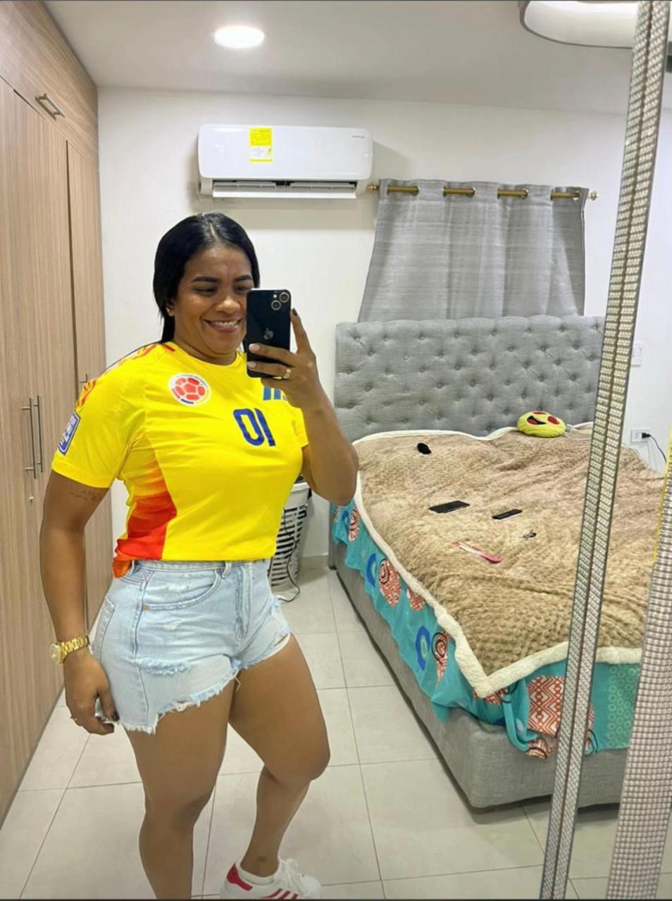 @Vivian Guzman795