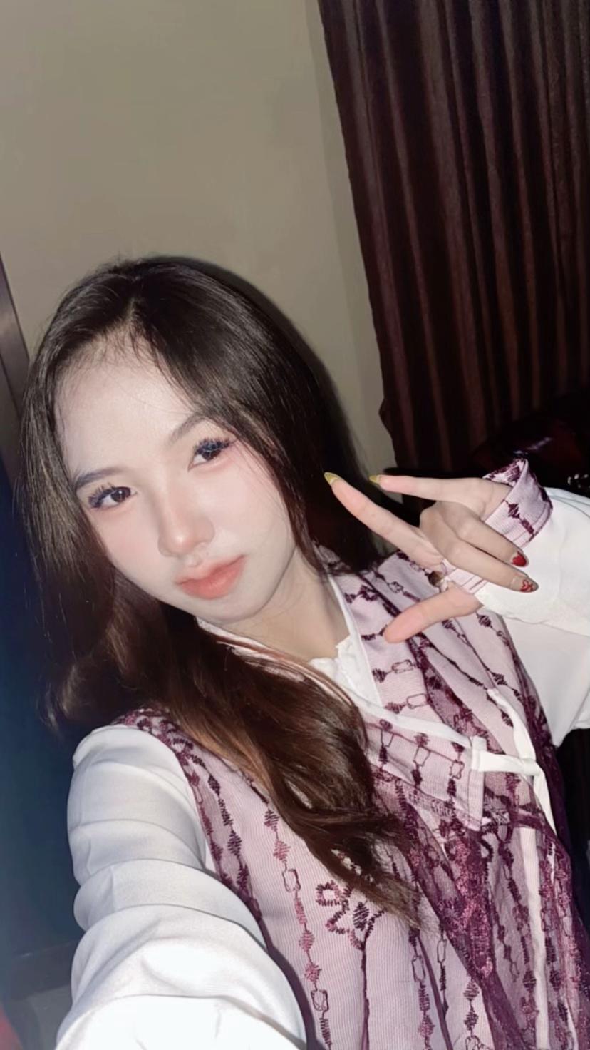 @lylyy