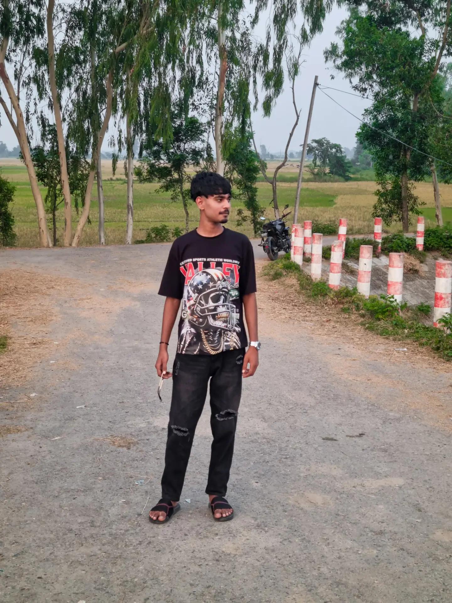 @Sourav_ ahmed__ 🌬️🆗 . 07-13
