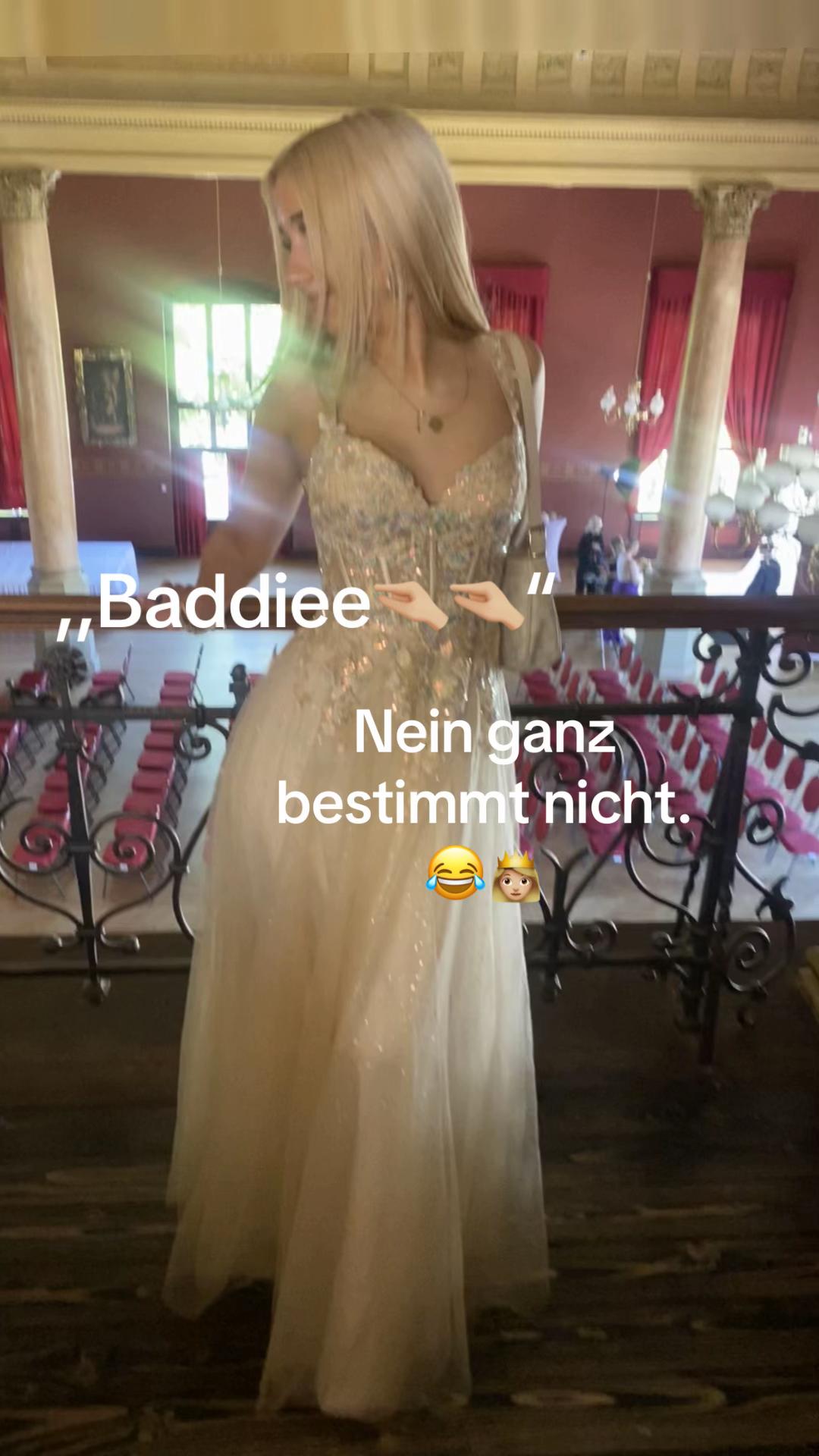 @Sophie🐰
