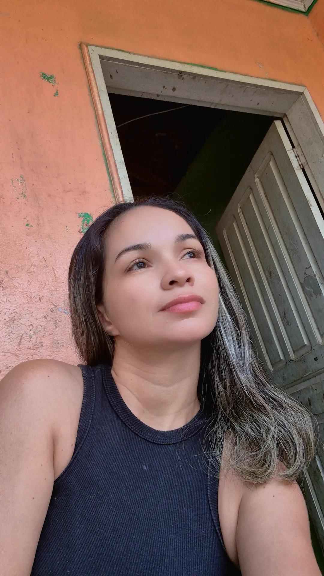 @Fab&iacute;ola Valente