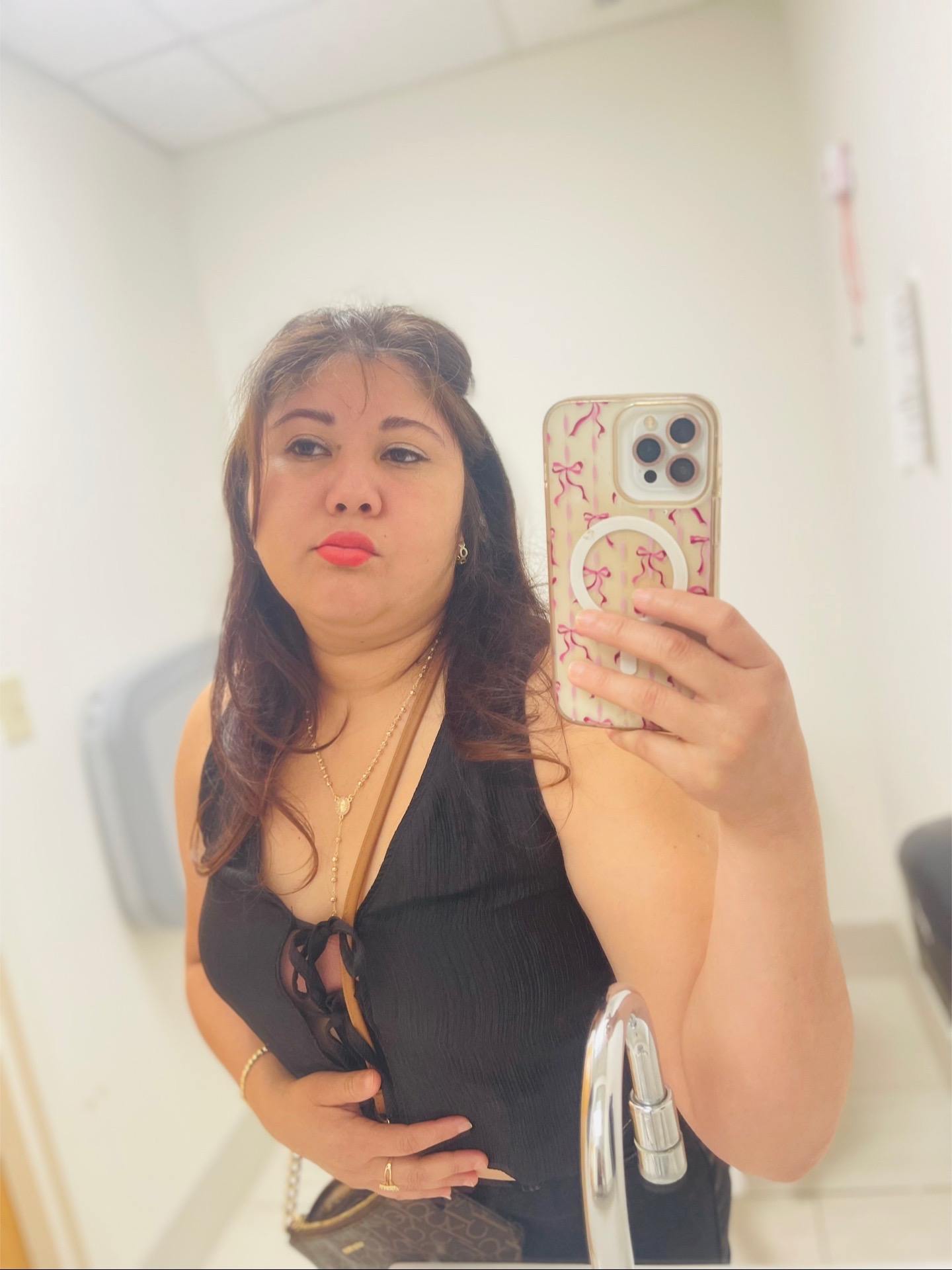 @lesly flores
