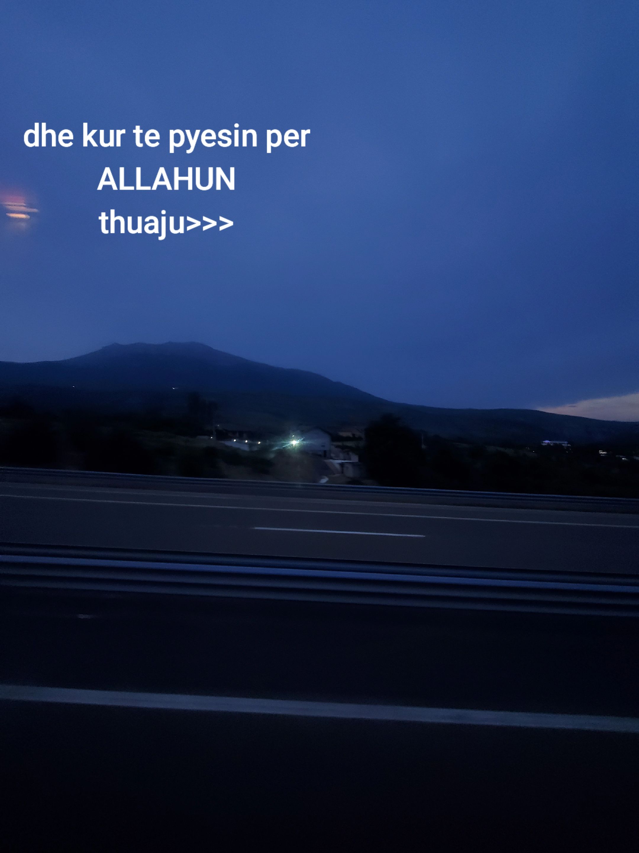 @🤍