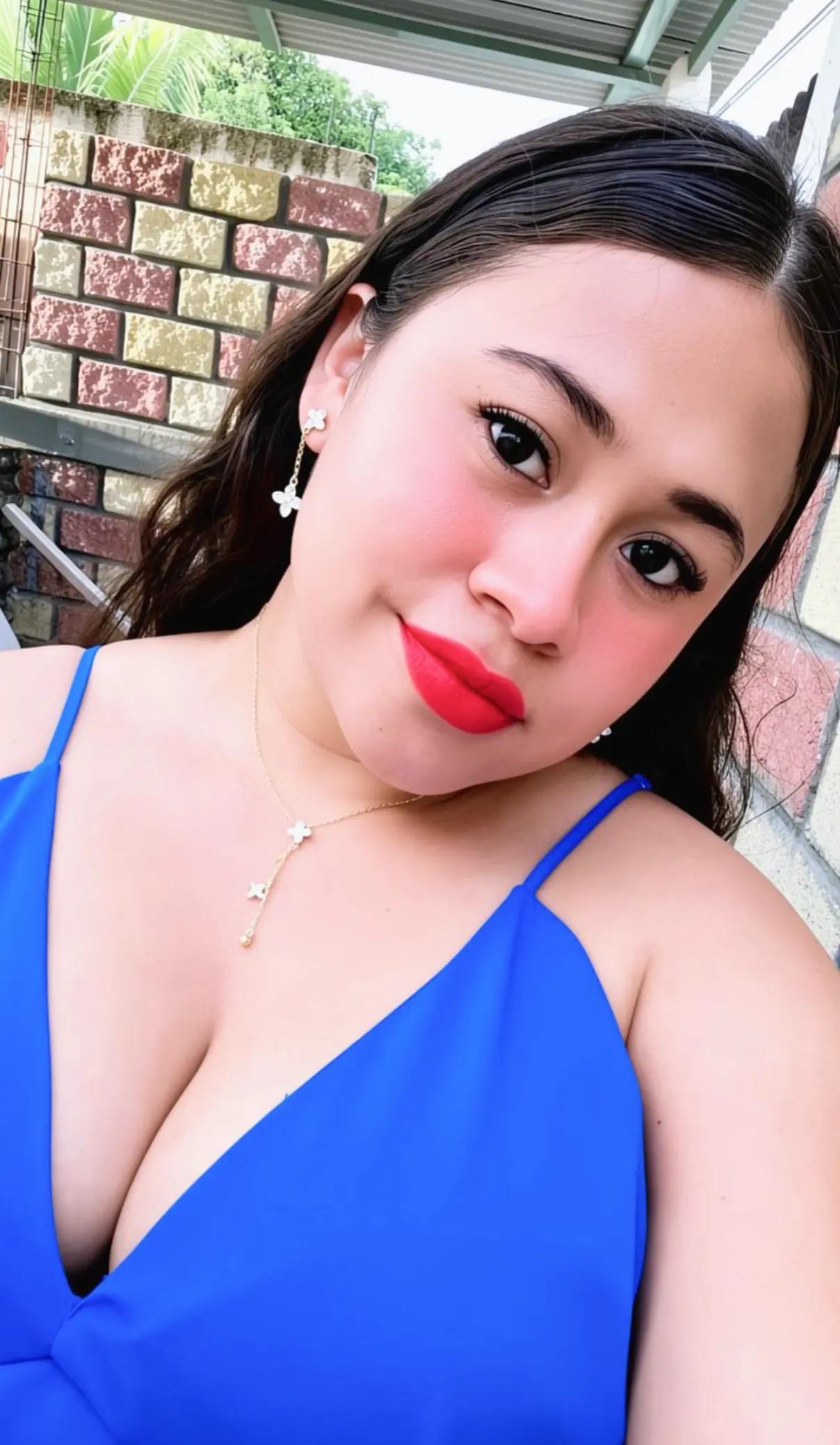 @Angie Maga&ntilde;a